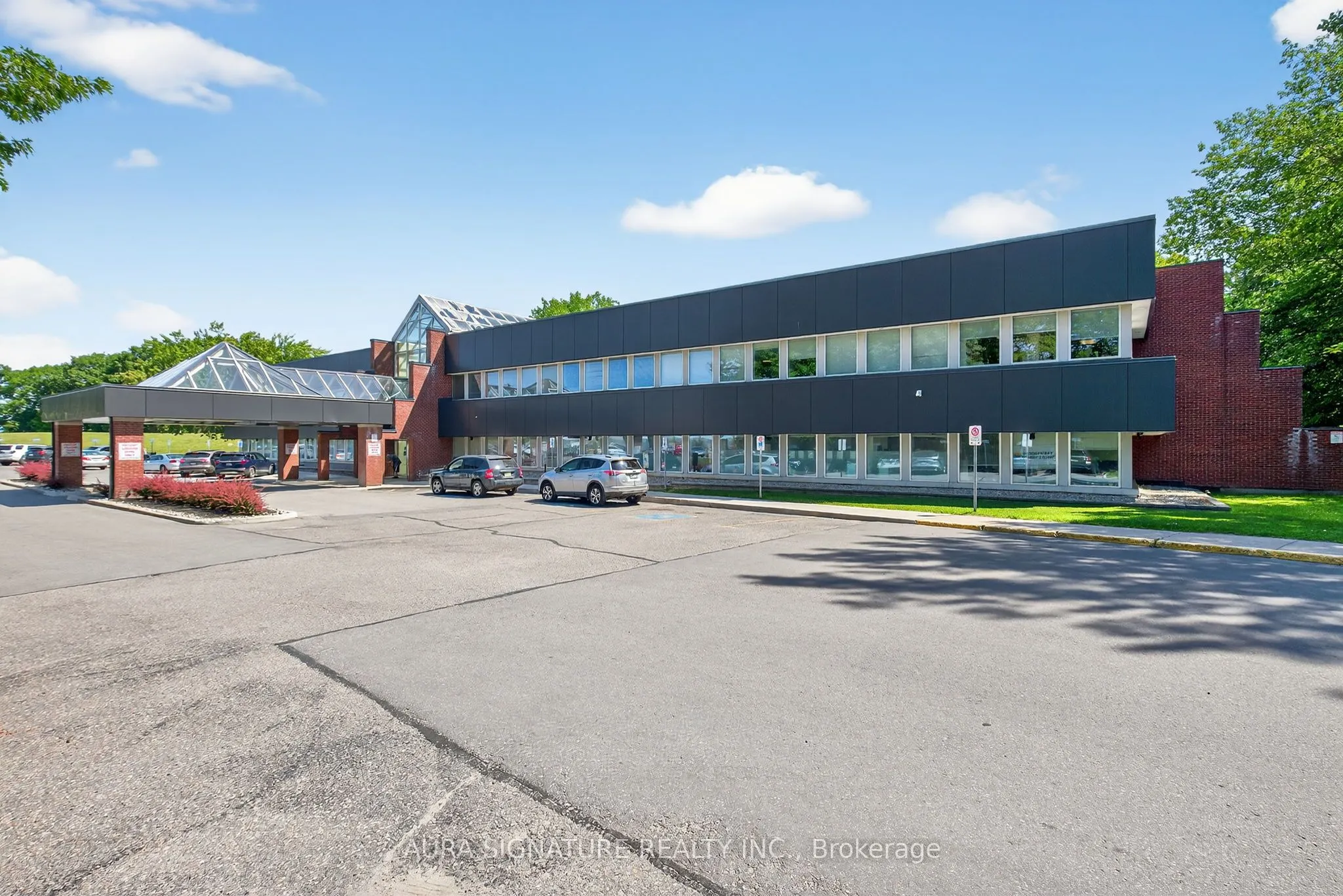 240 Penetanguishene Road, #206