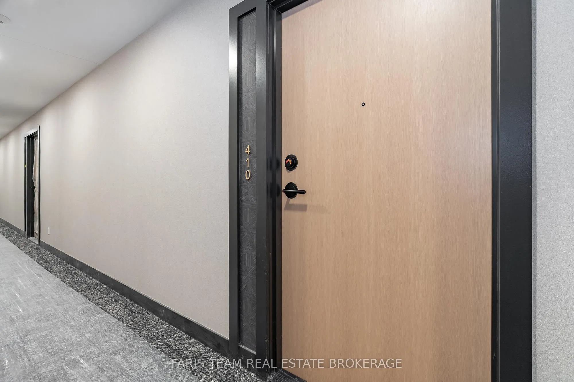 31 Huron Street, #412