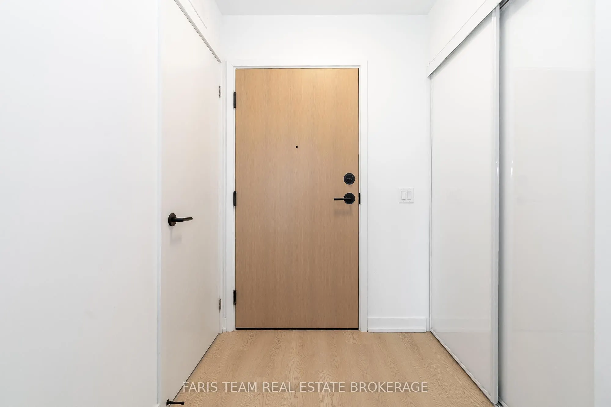 31 Huron Street #412