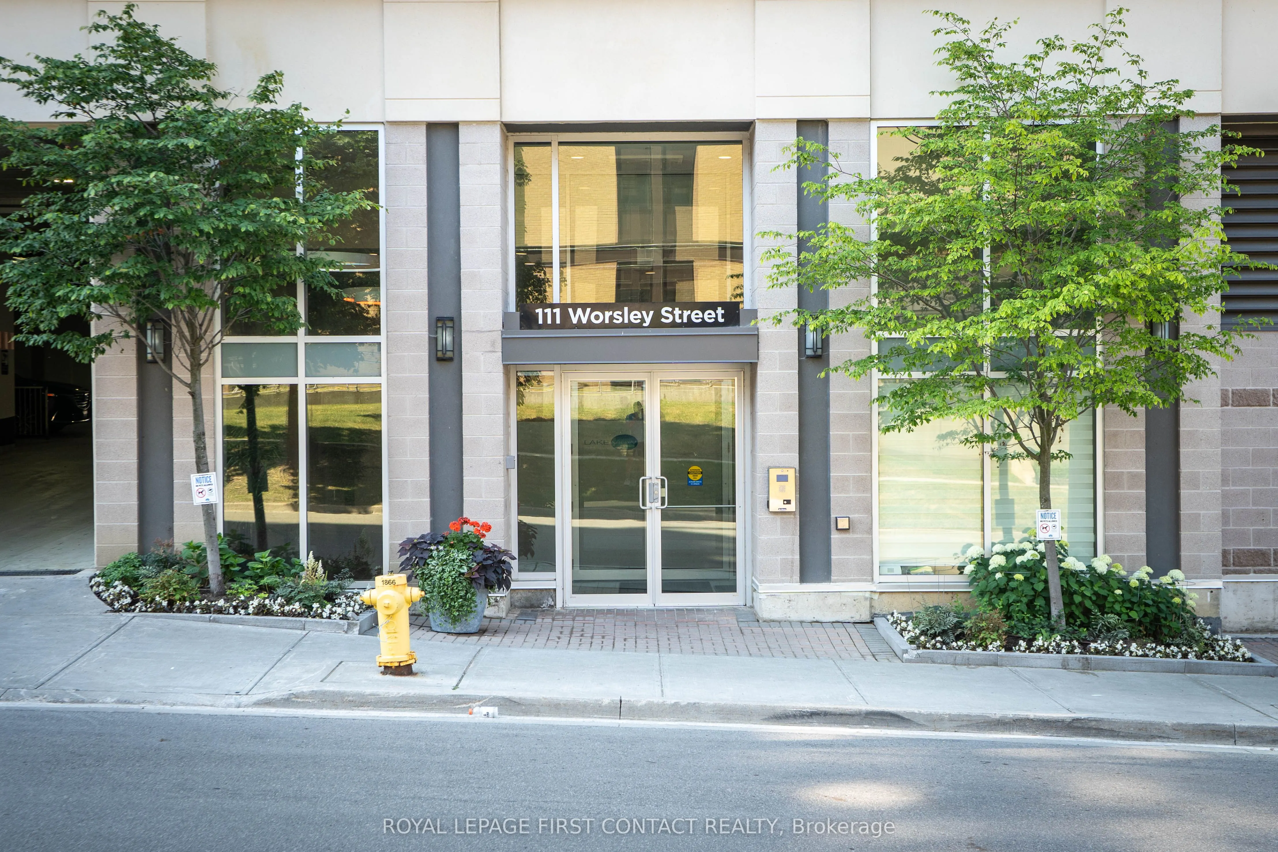 111 WORSLEY Street, #PH5