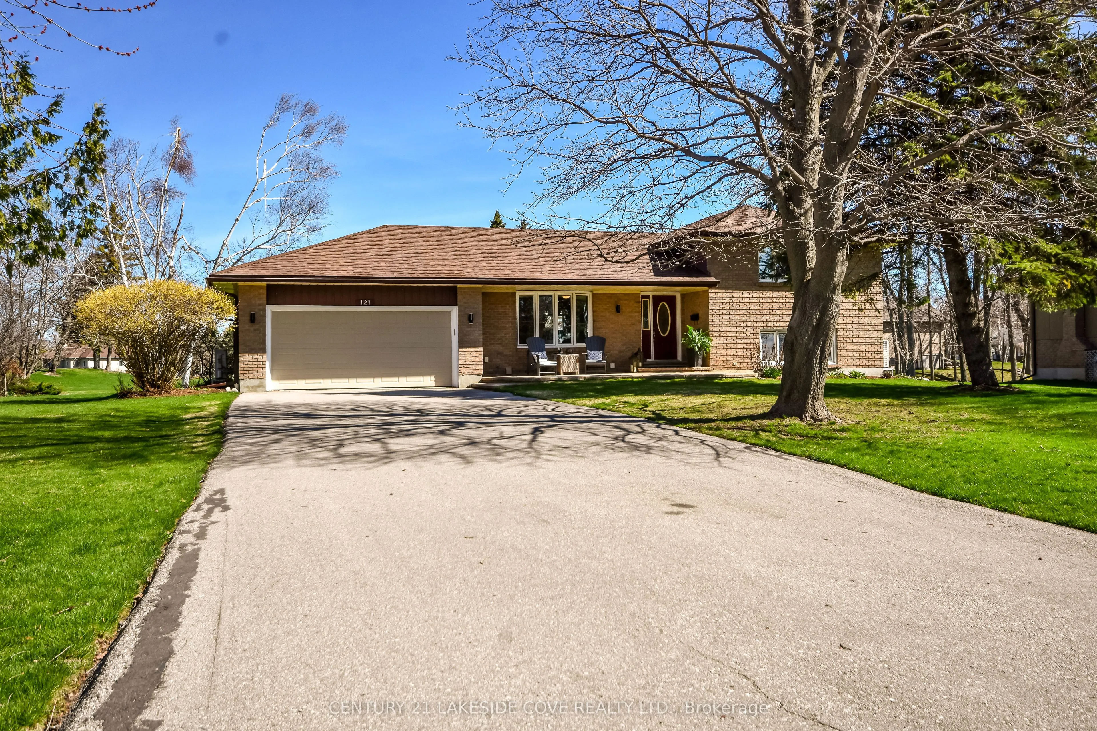 121 Bayshore Drive