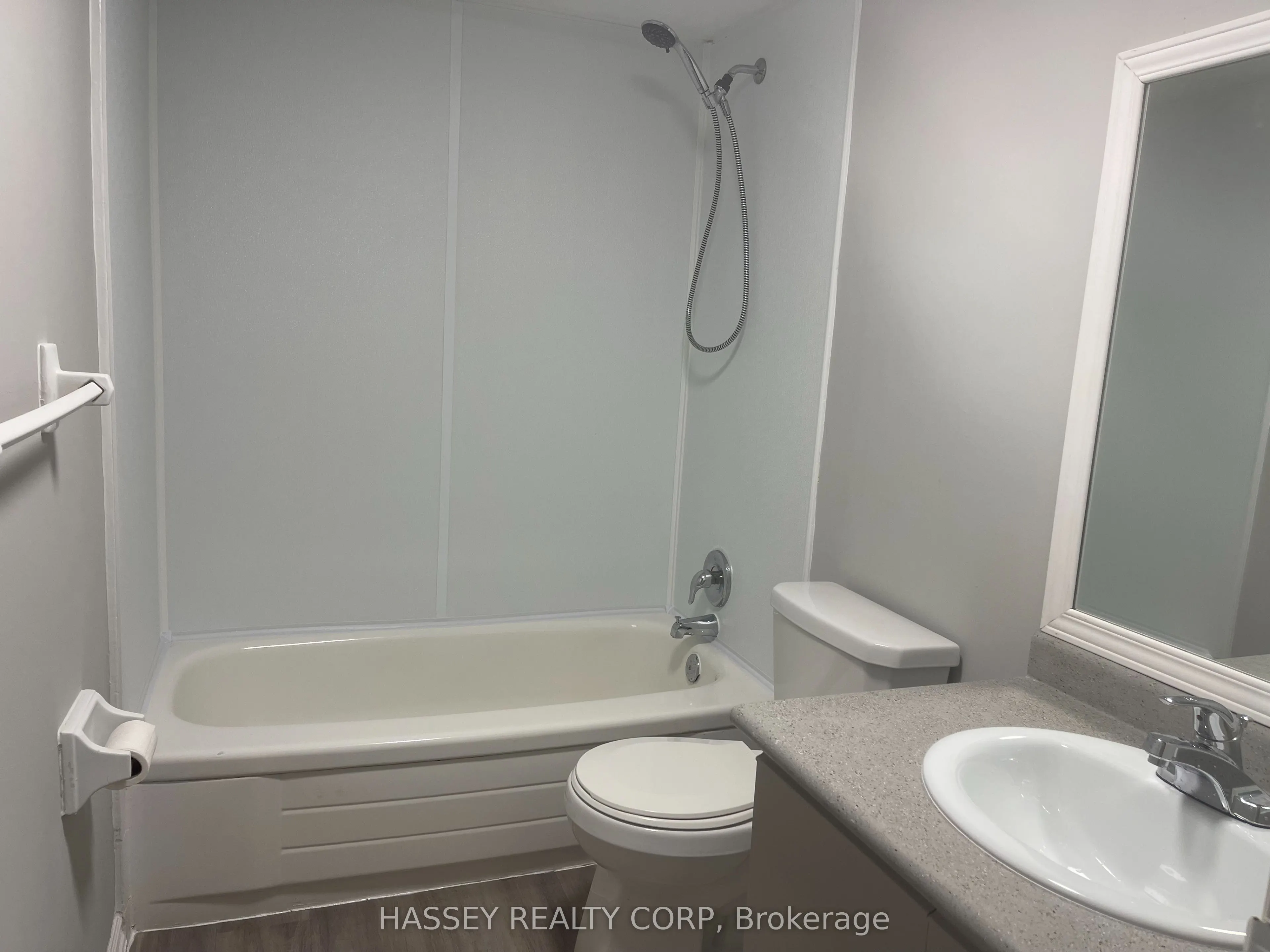104 CODRINGTON Street, #102