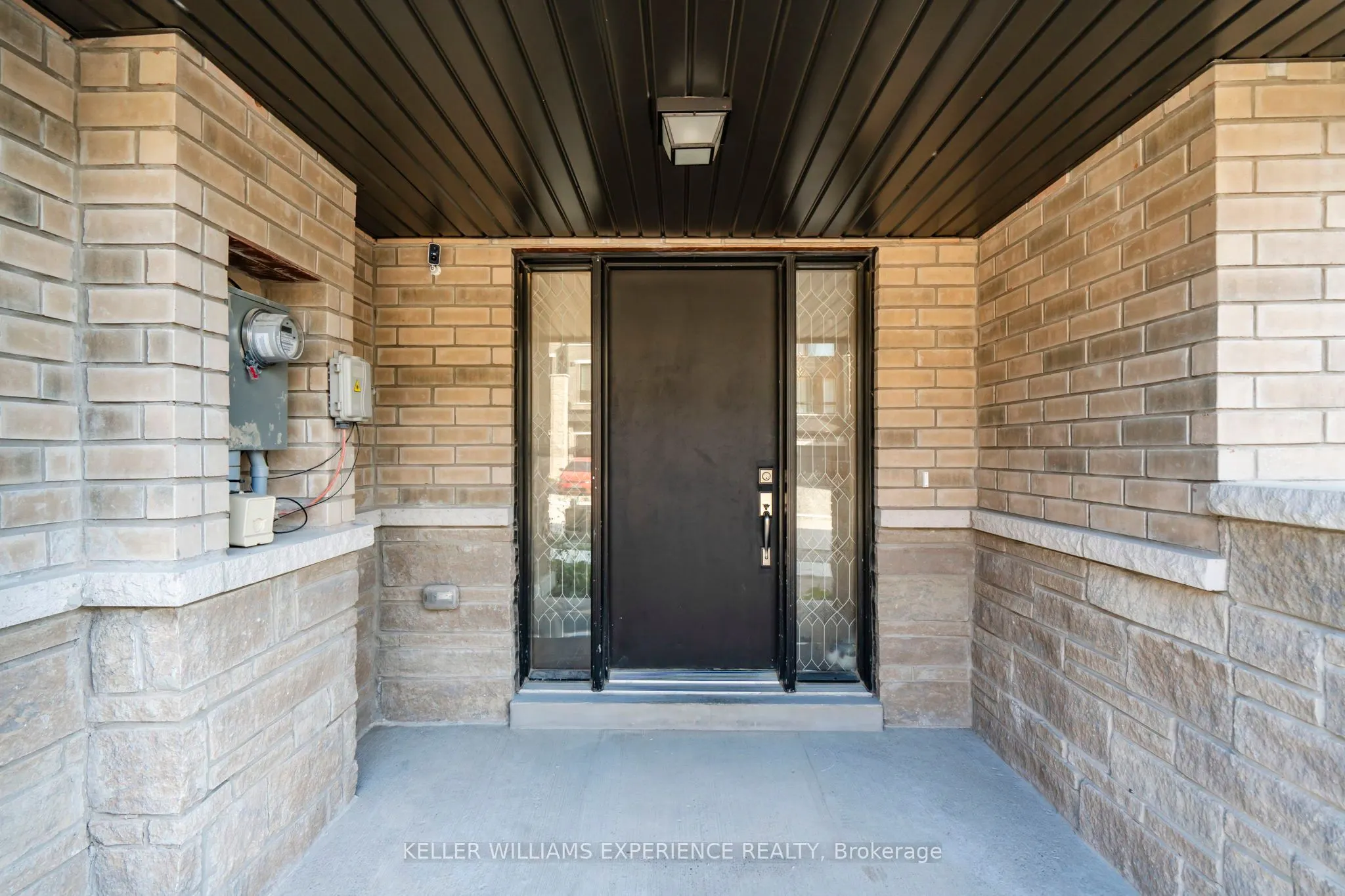 115 Blue Forest Crescent