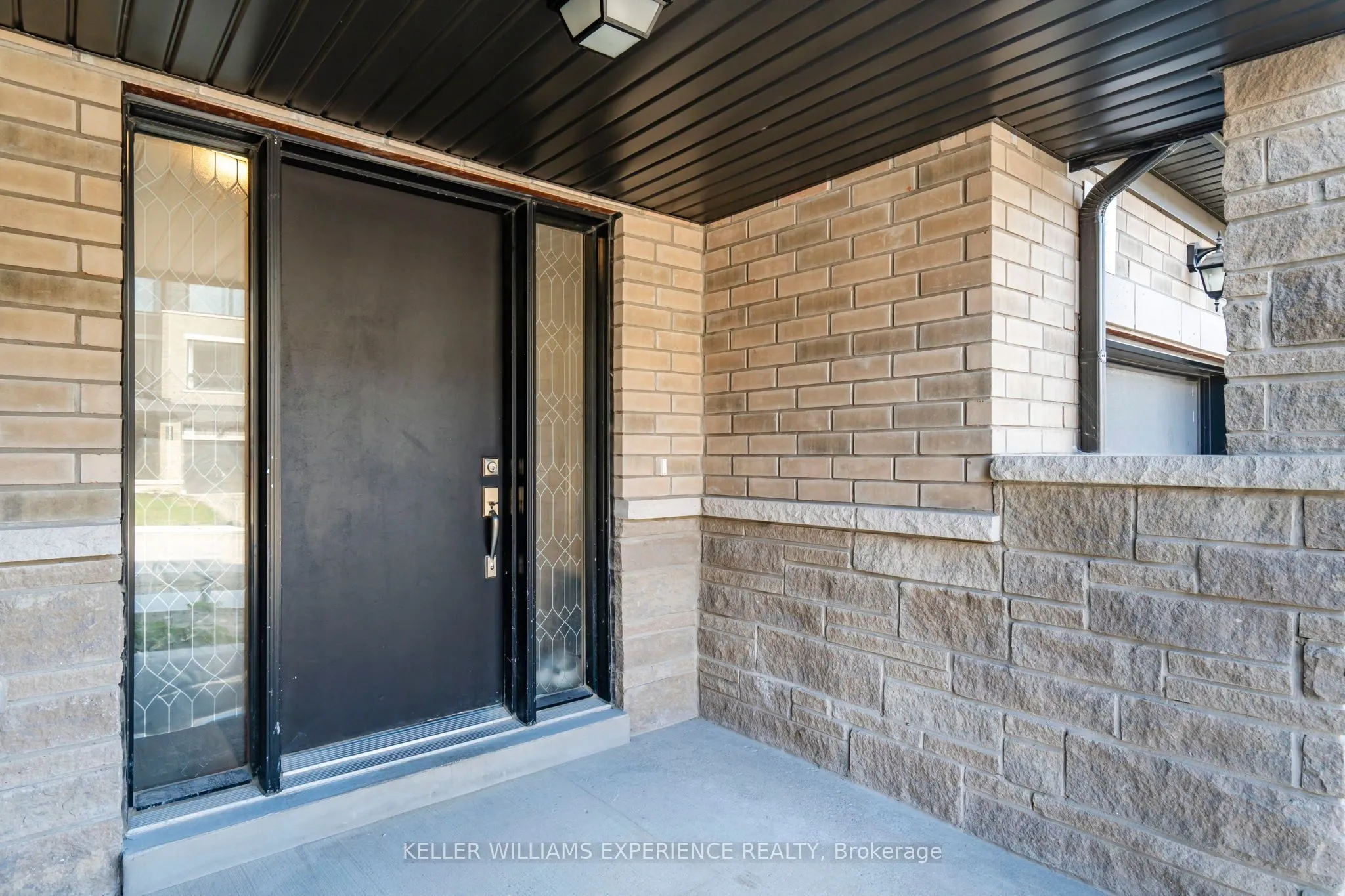 115 Blue Forest Crescent