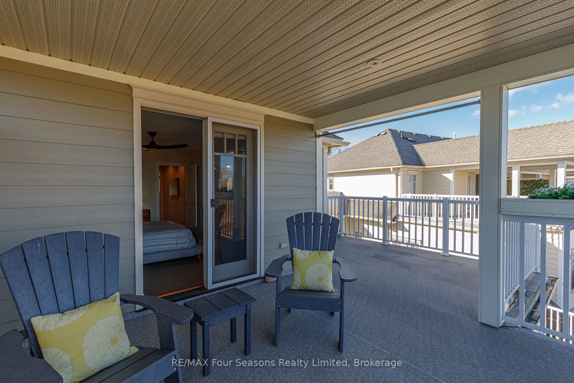 40 Trott Boulevard, #306