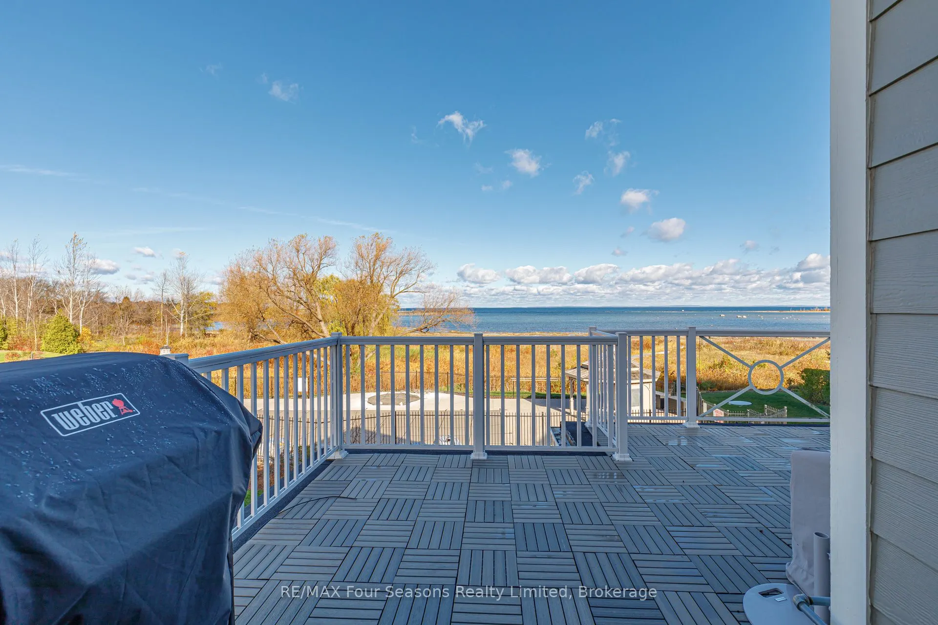 40 Trott Boulevard, #306