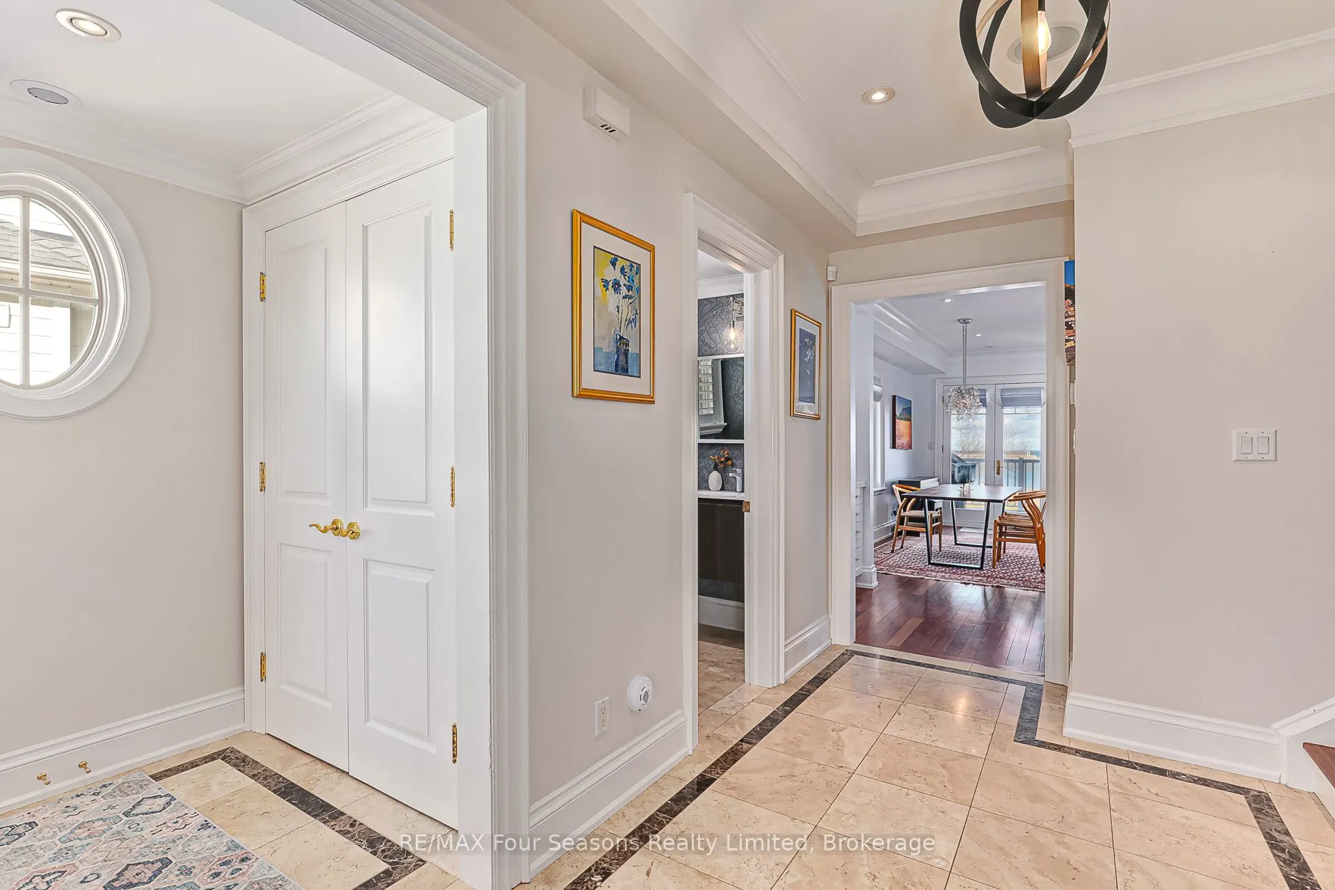 40 Trott Boulevard, #306