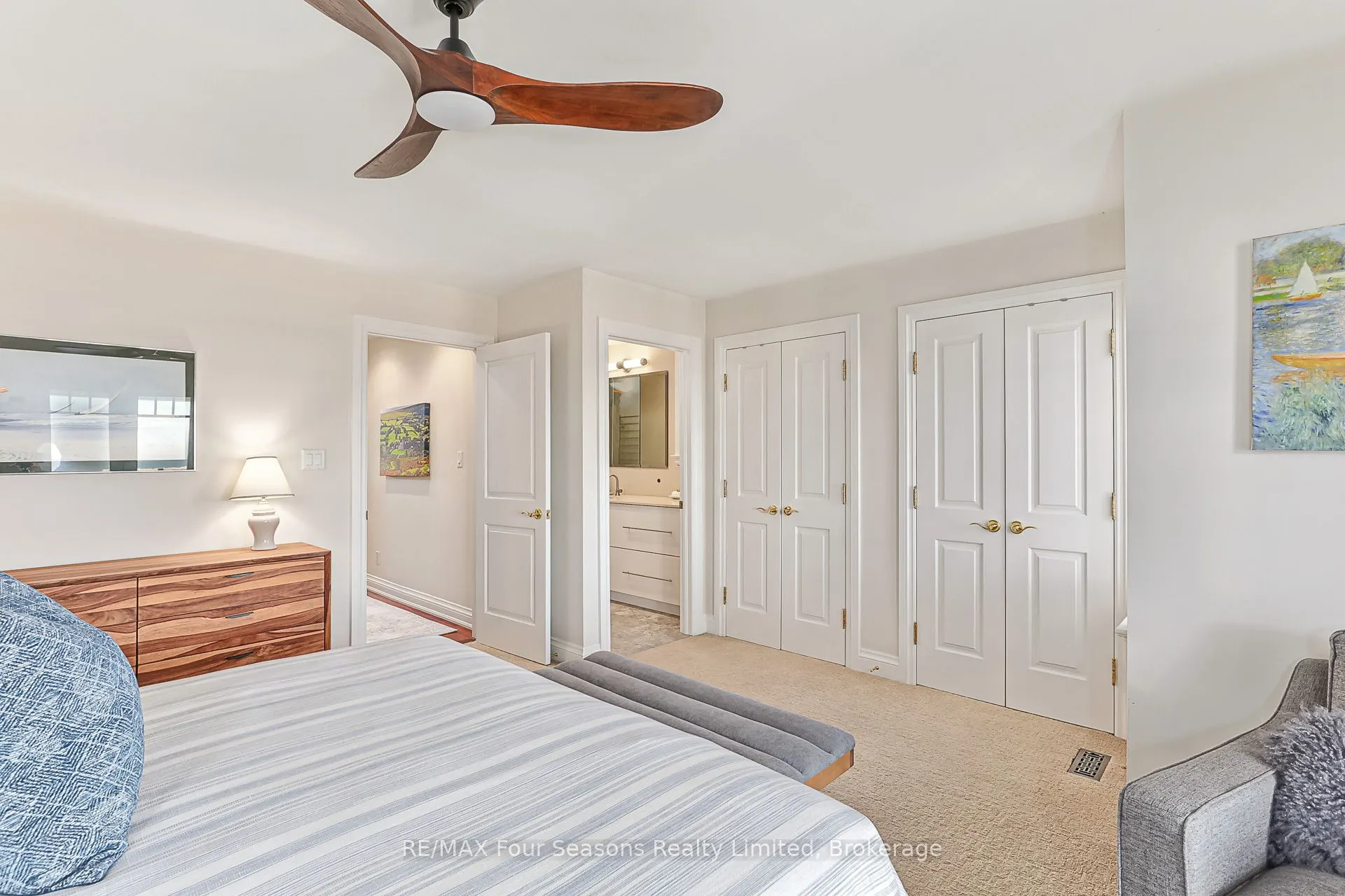 40 Trott Boulevard, #306