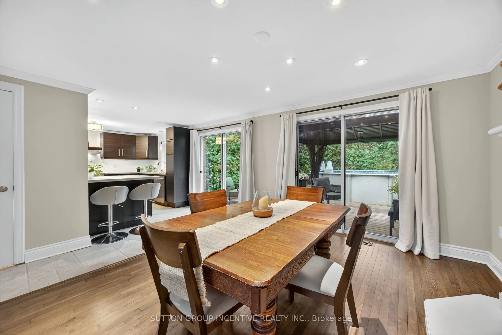 87 Irwin Drive