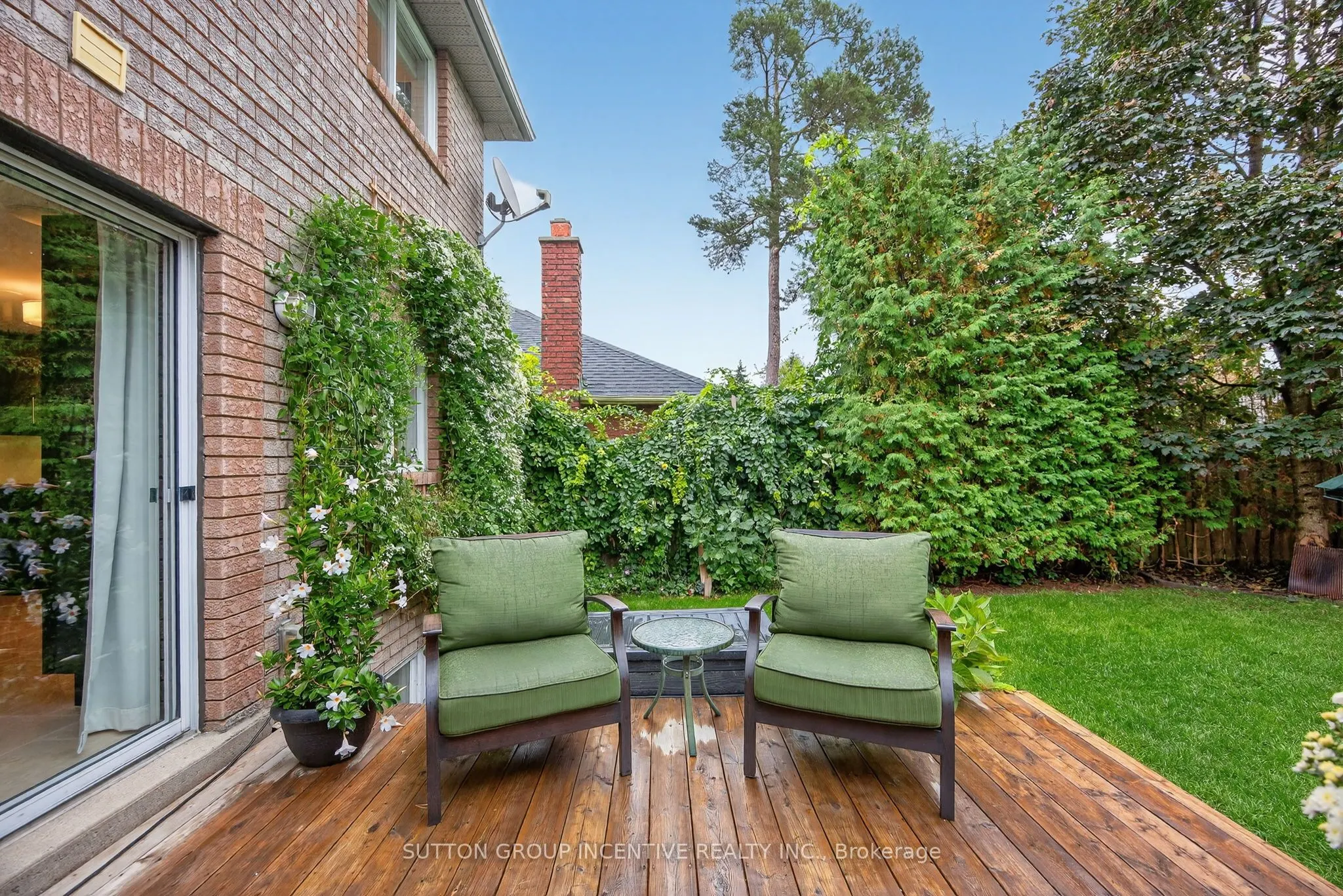 87 Irwin Drive