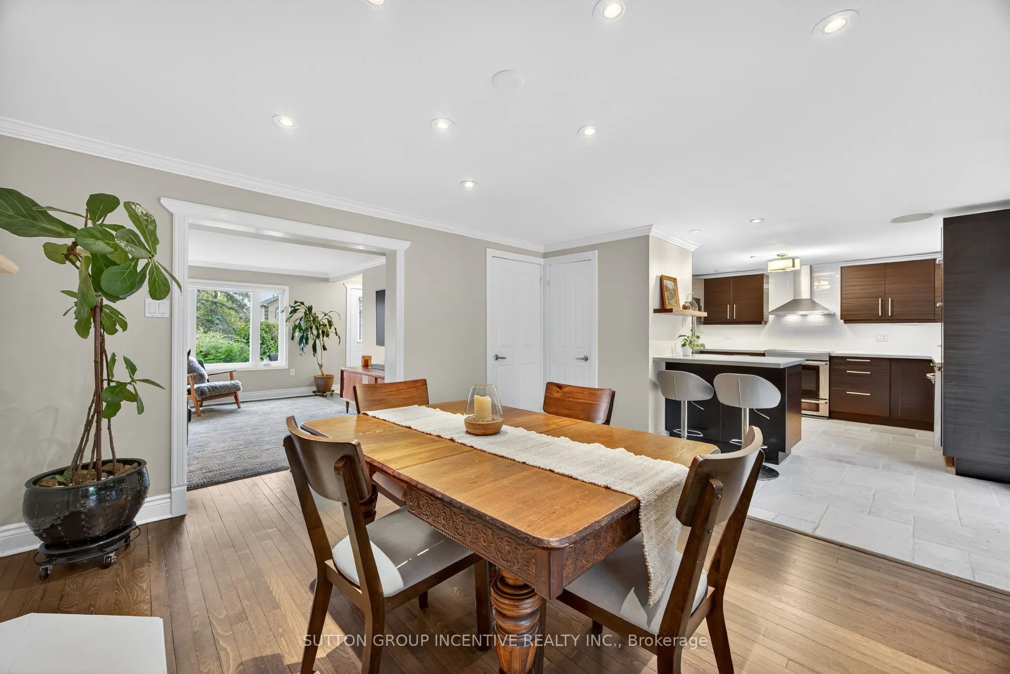 87 Irwin Drive
