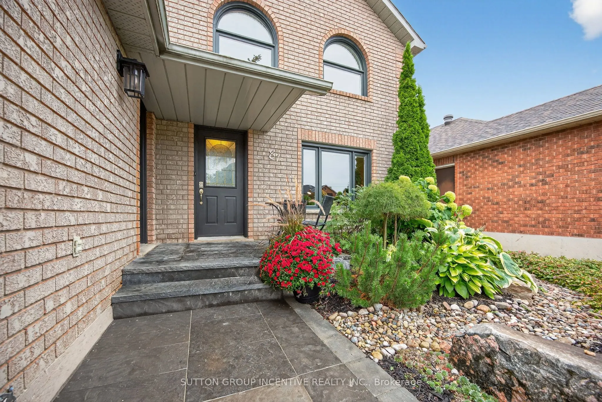 87 Irwin Drive