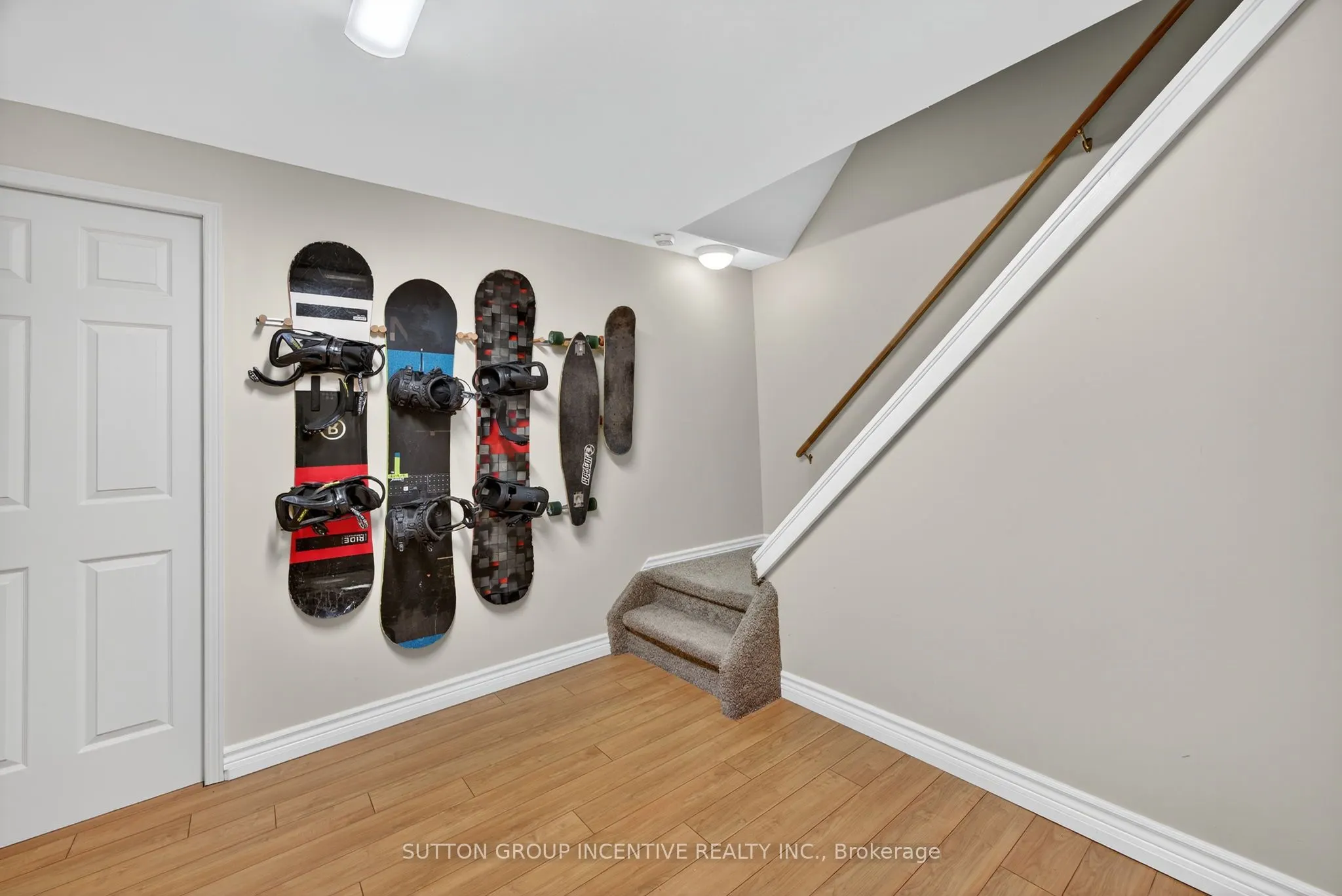 87 Irwin Drive