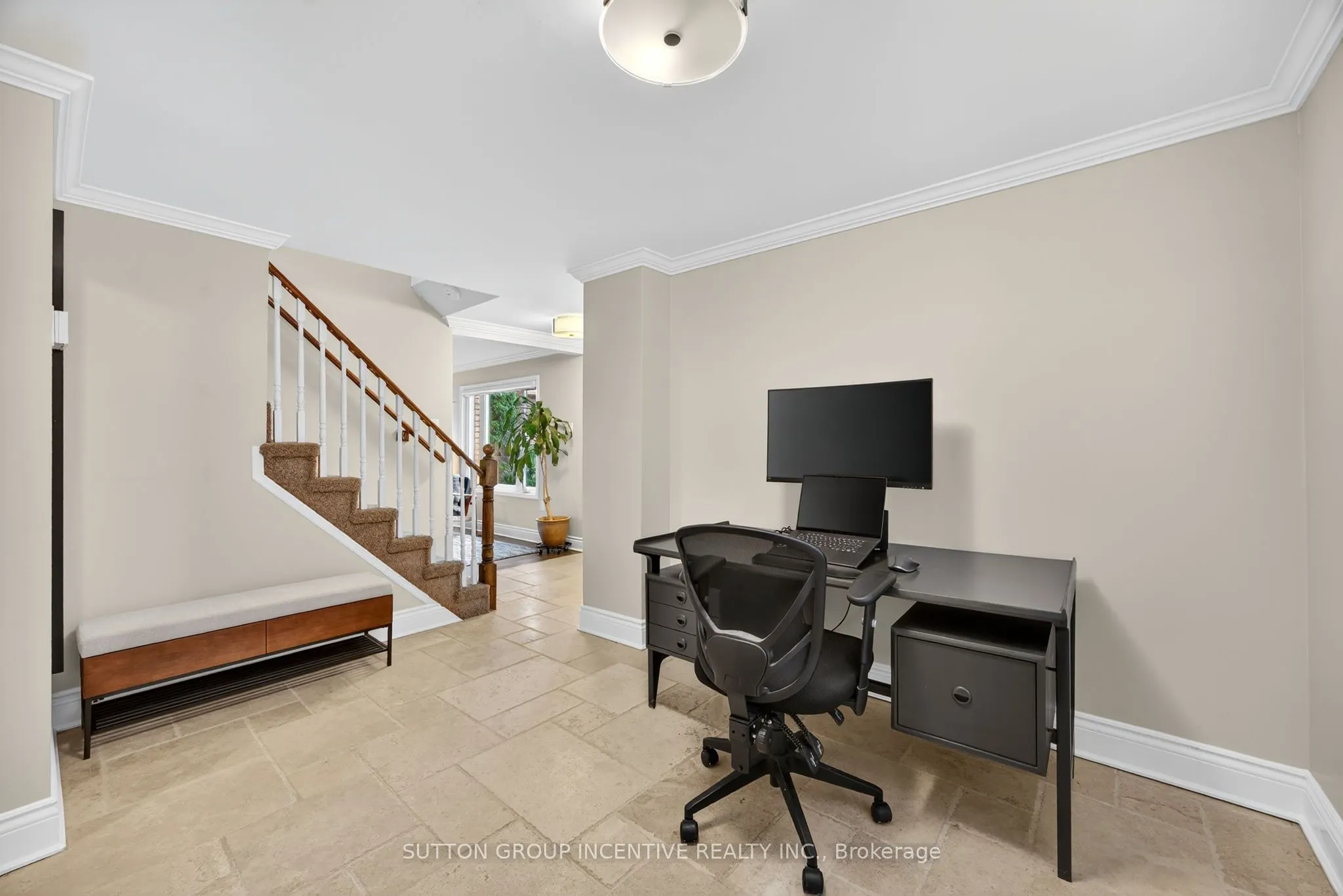 87 Irwin Drive