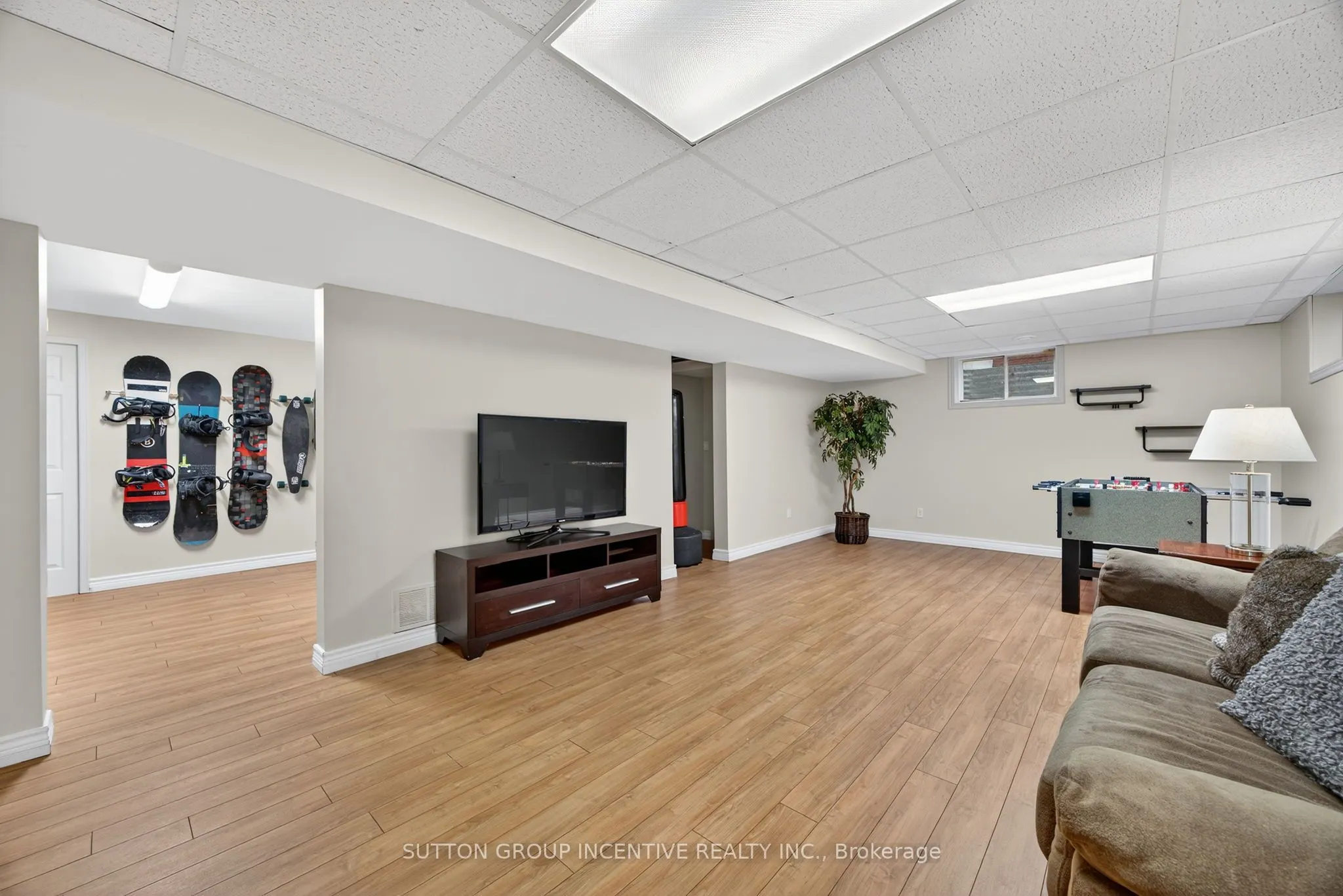 87 Irwin Drive