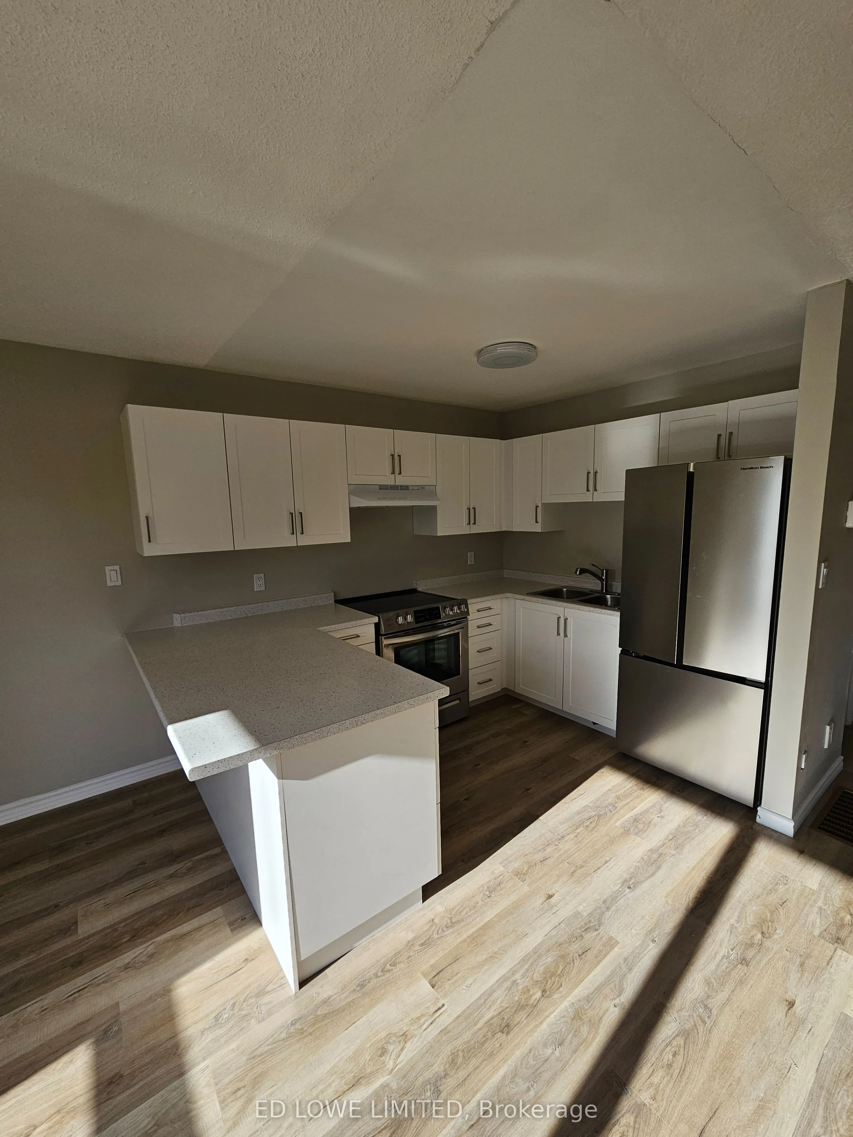 206 Barrie Road, #6