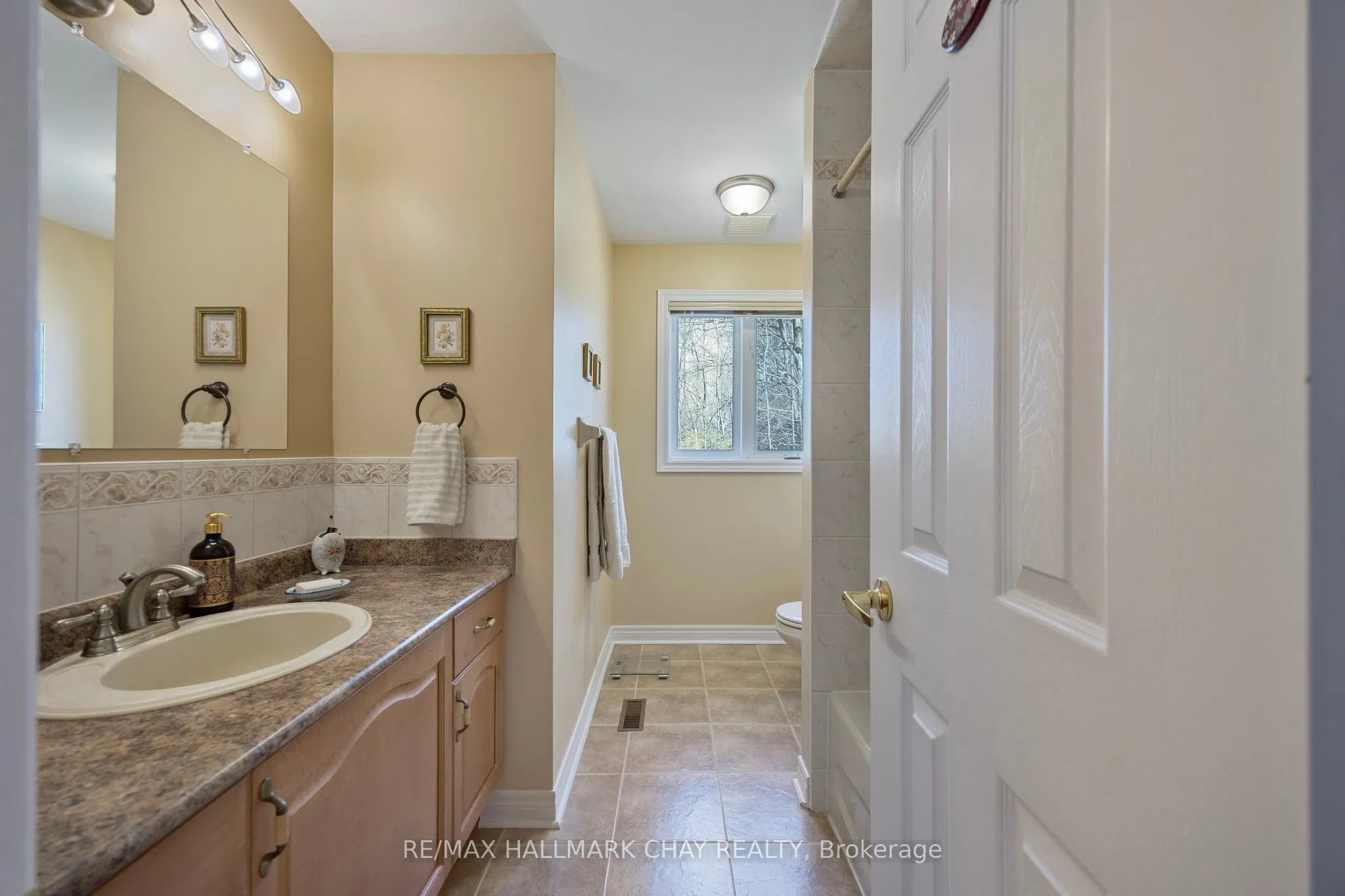 7 Pineview Drive