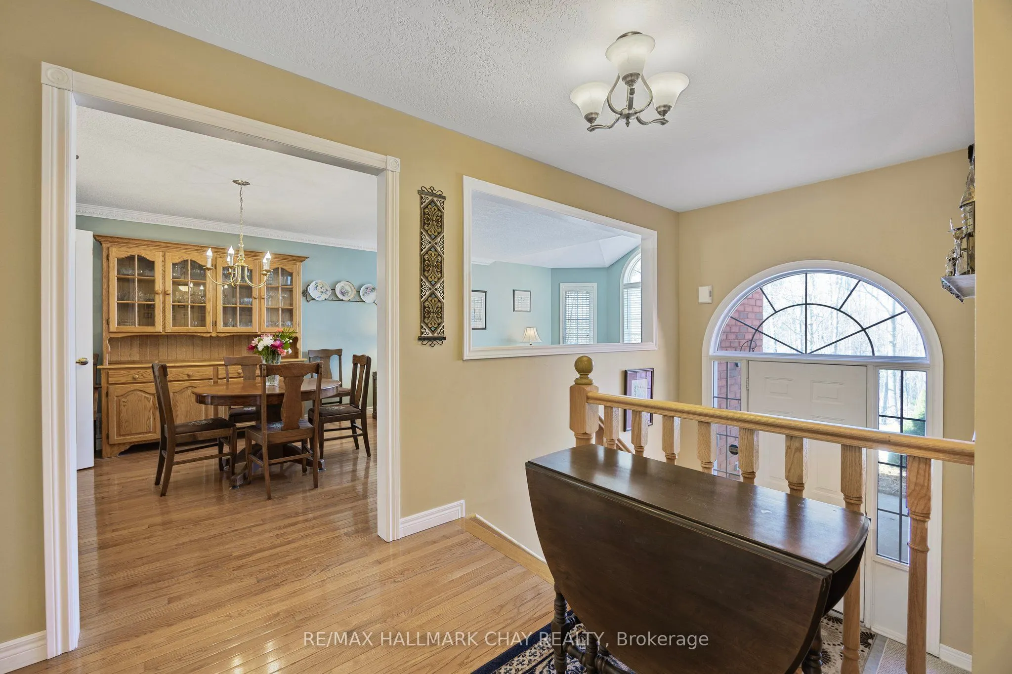 7 Pineview Drive