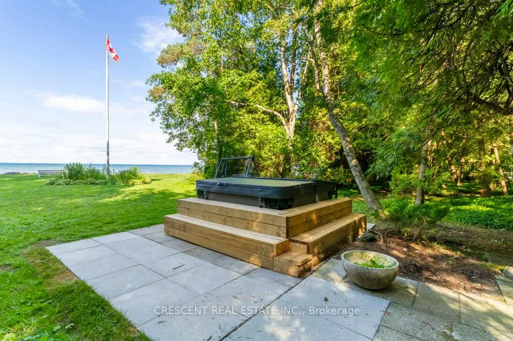 37 Georgian Manor Drive