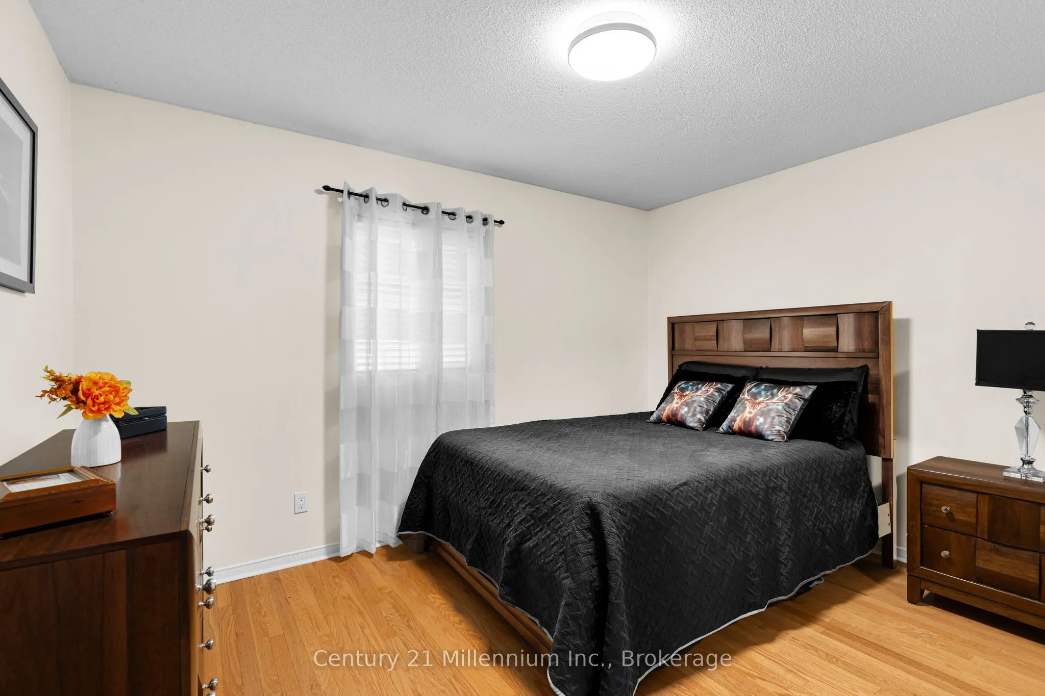 26 Regina Boulevard
