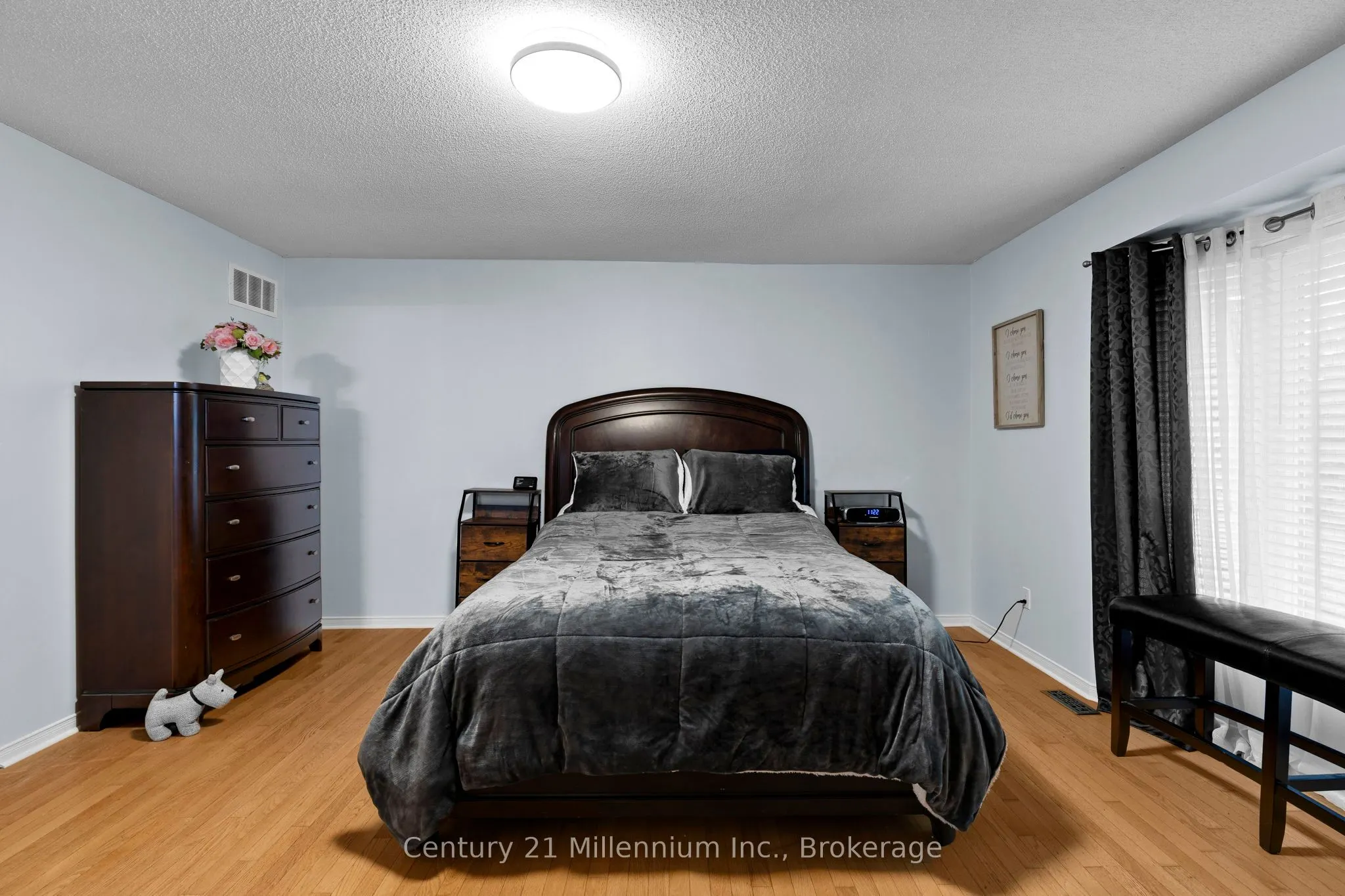 26 Regina Boulevard