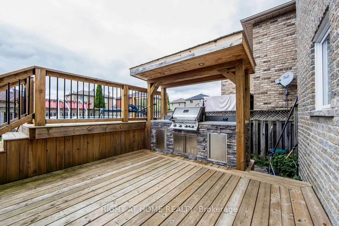 34 Lang Drive