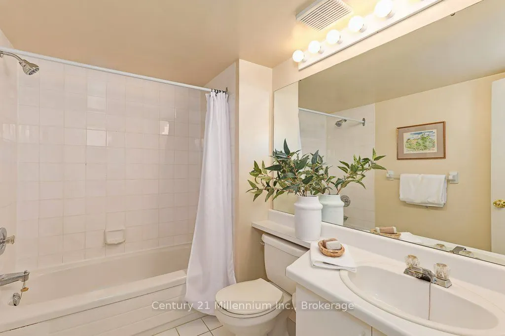 409 Mariners Way, #24