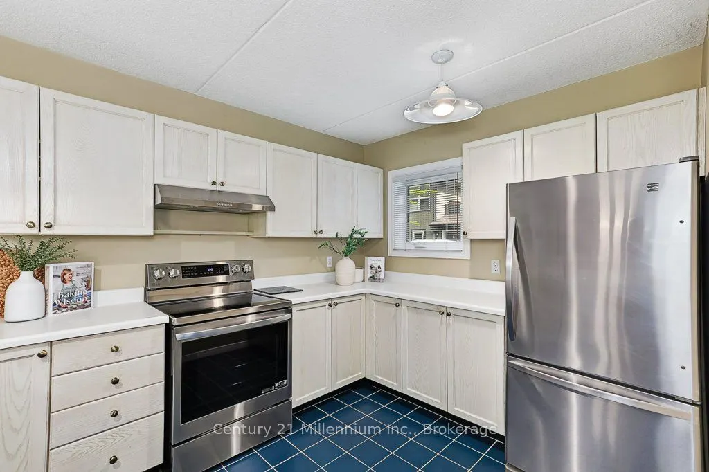 409 Mariners Way, #24