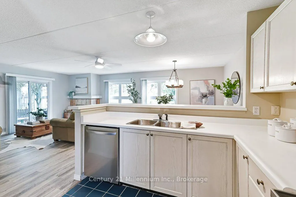 409 Mariners Way, #24