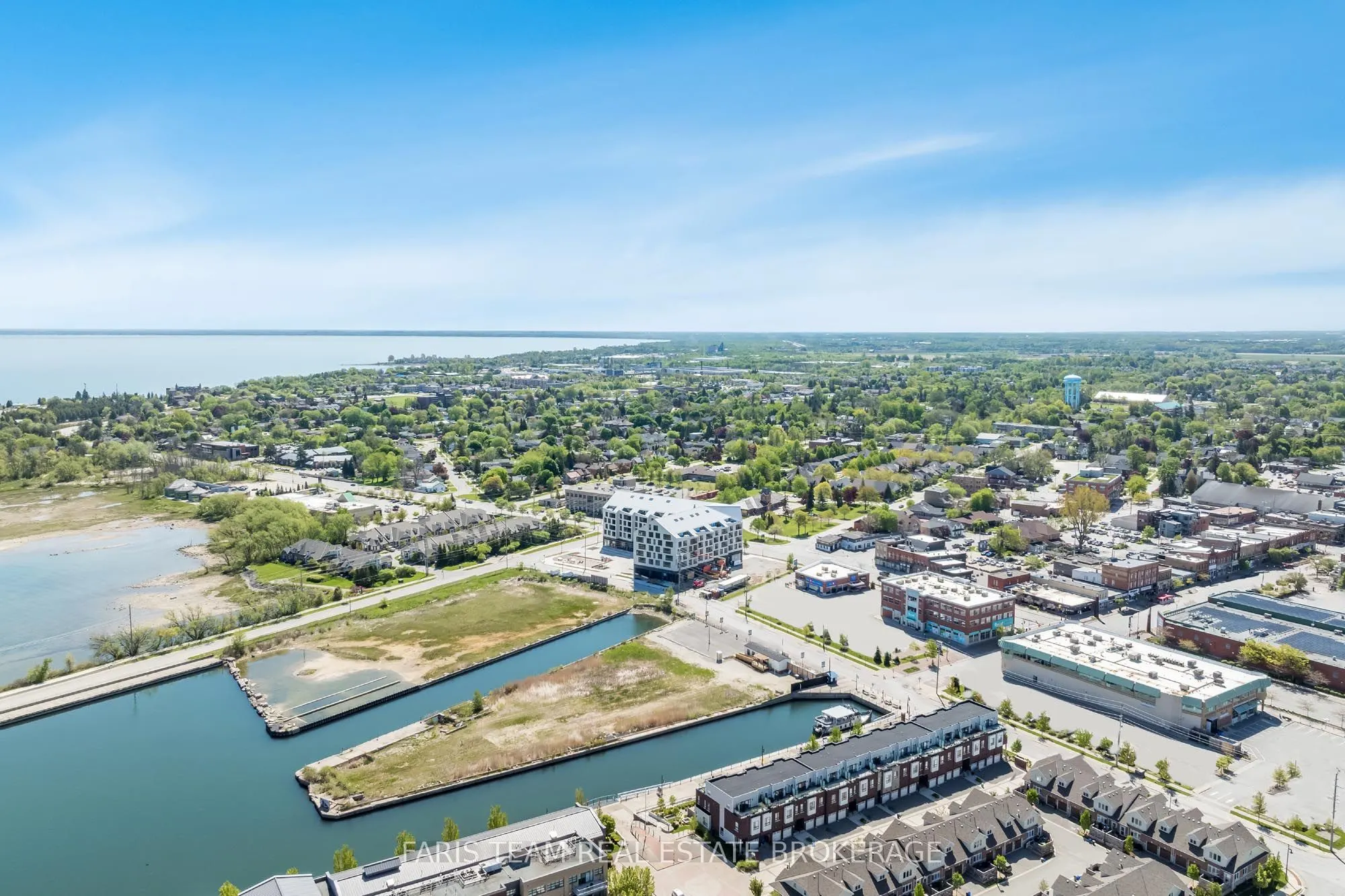 31 Huron Street #209