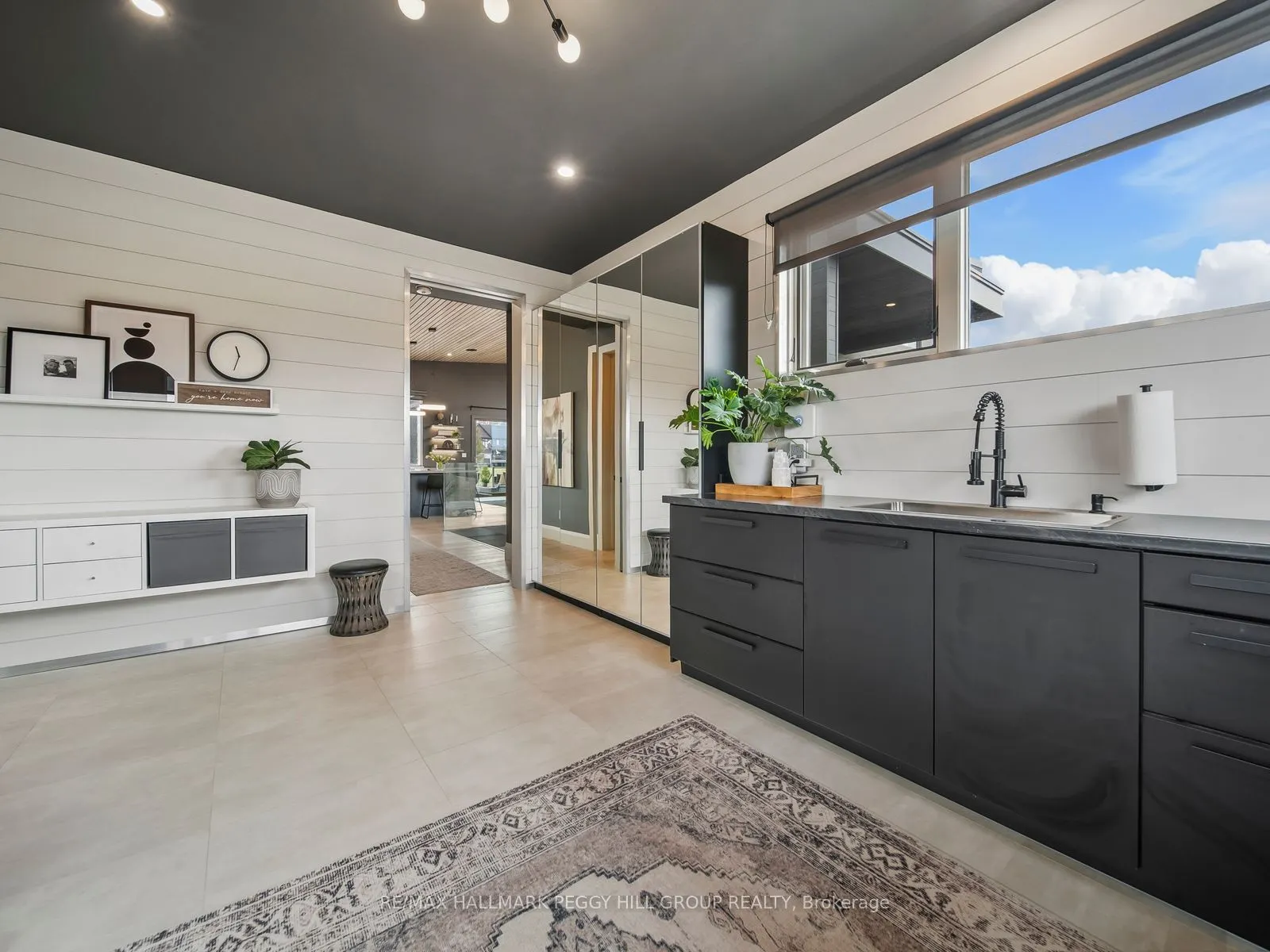 7 Meadowlark Way