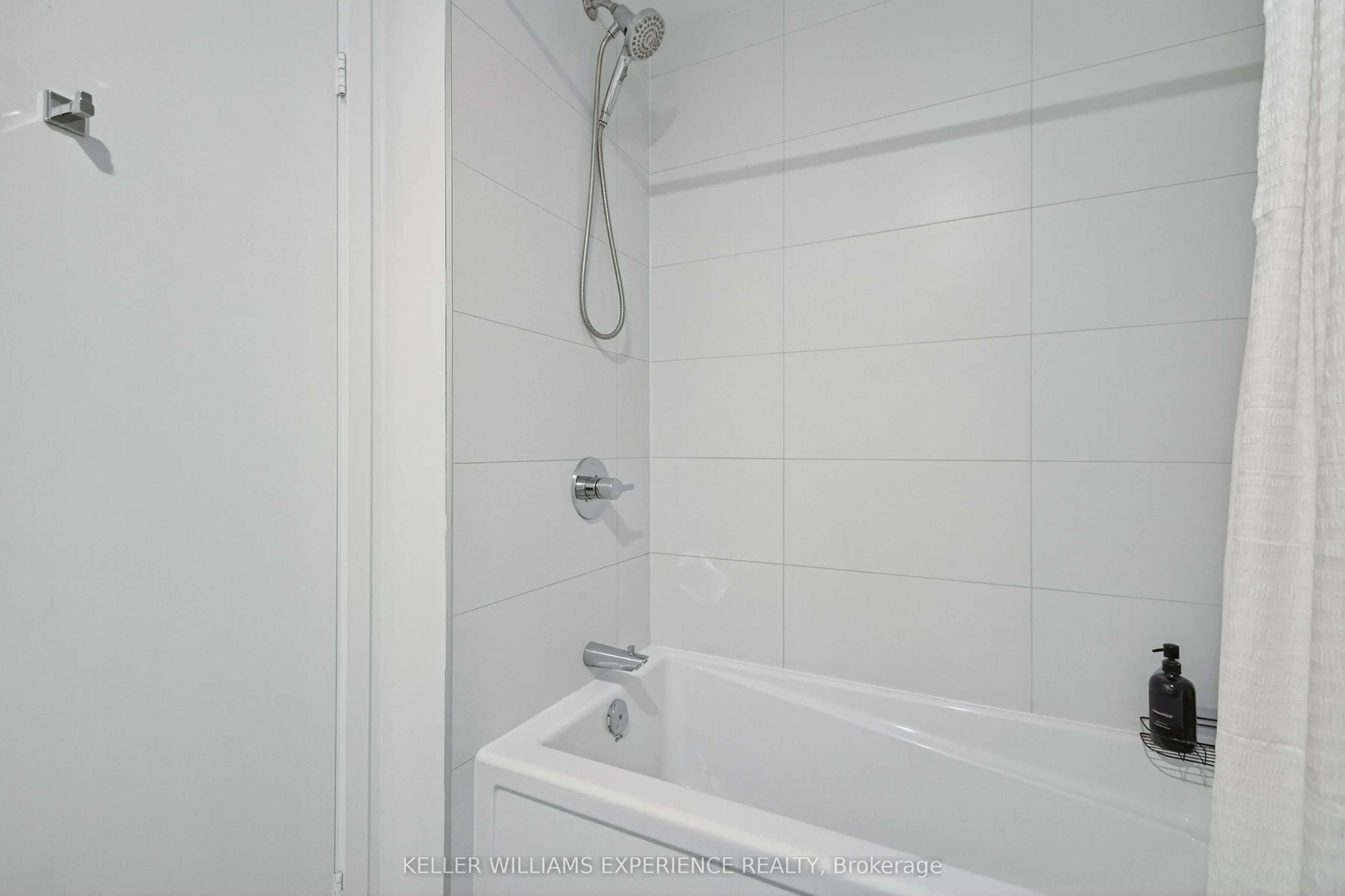 681 Yonge Street, #328
