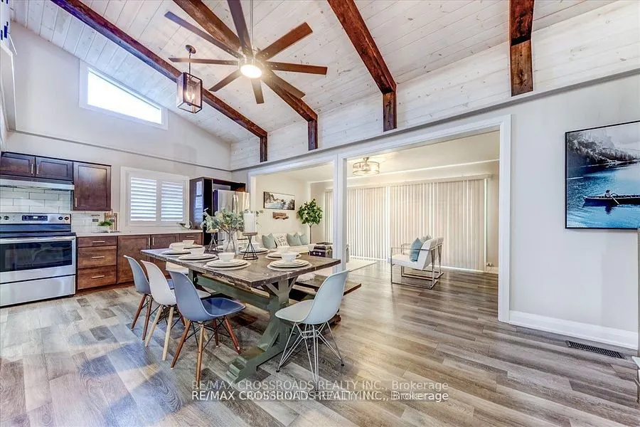 5794 Victoria Park Road