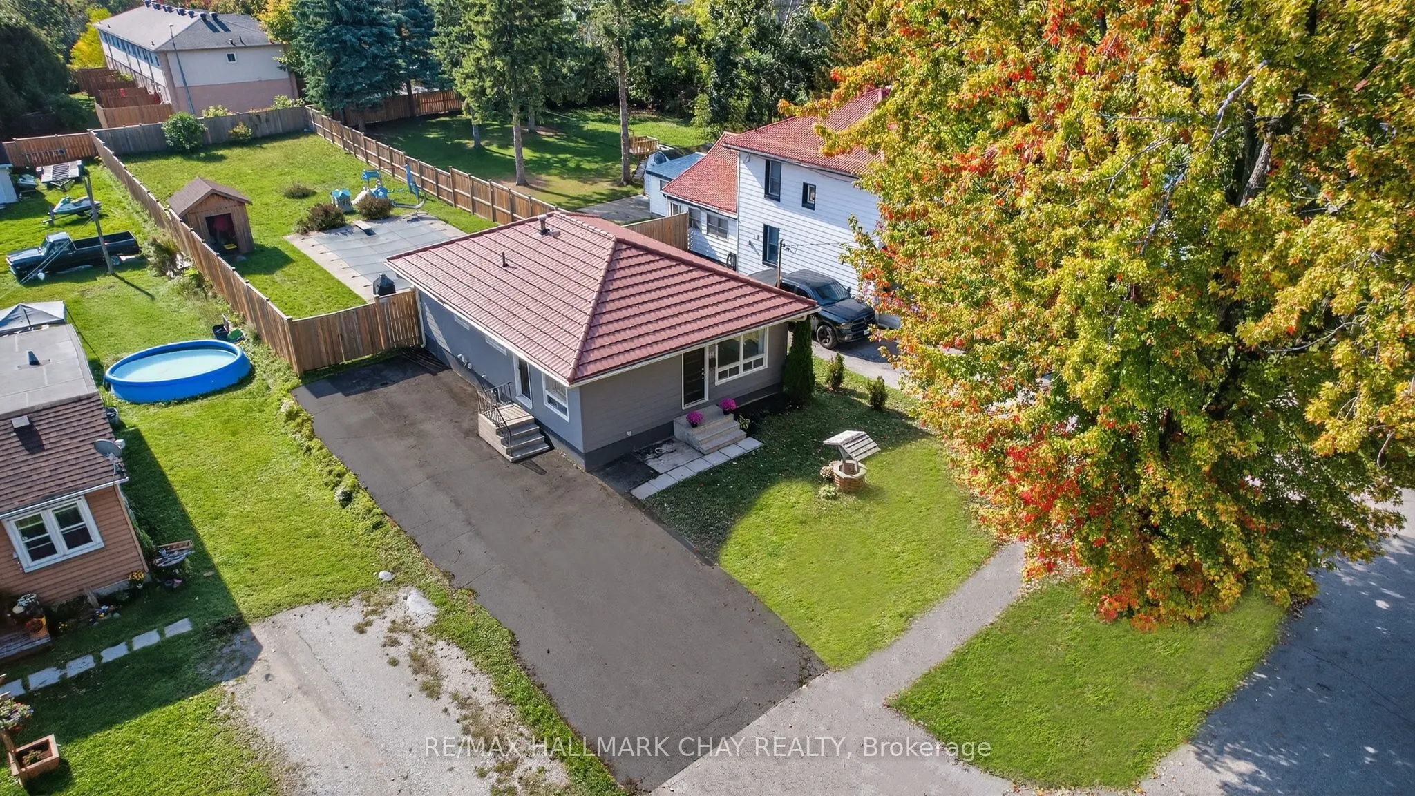 67 Simcoe Street