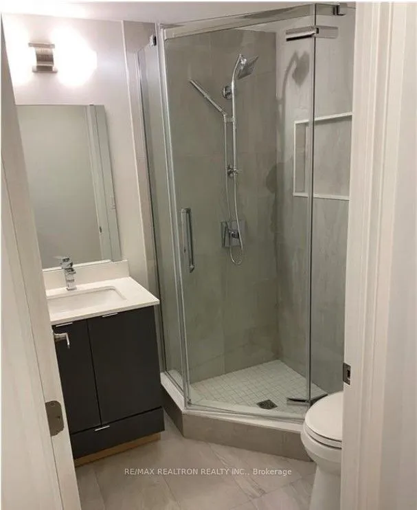 58 Lakeside Terrace, #206