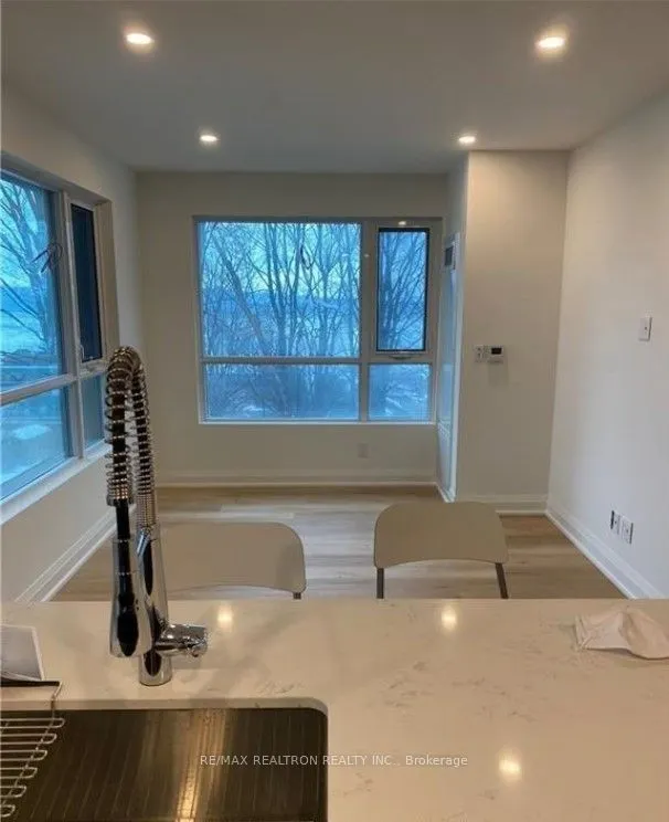 58 Lakeside Terrace, #206