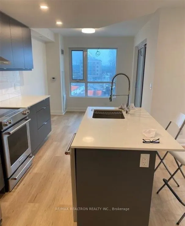 58 Lakeside Terrace, #206