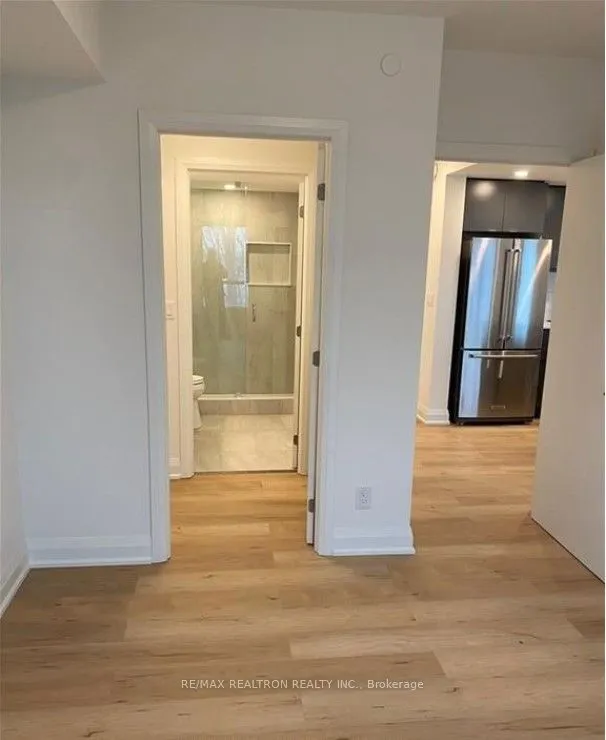 58 Lakeside Terrace, #206
