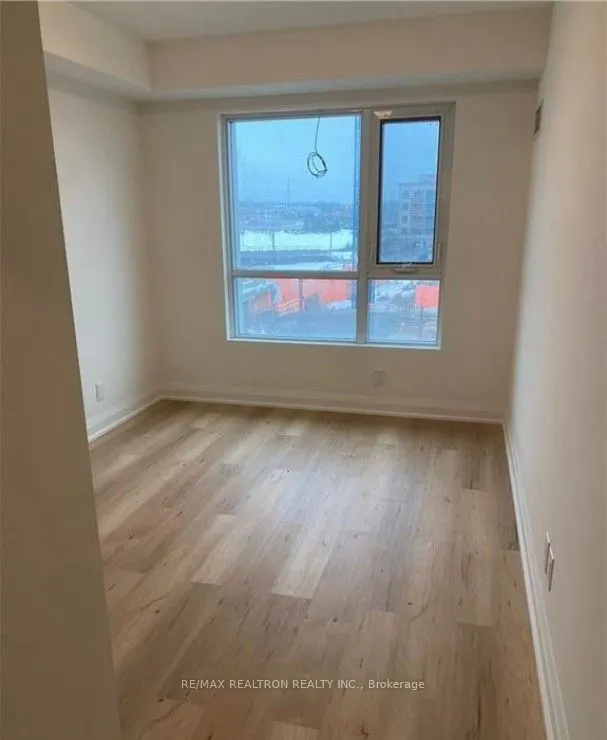 58 Lakeside Terrace, #206