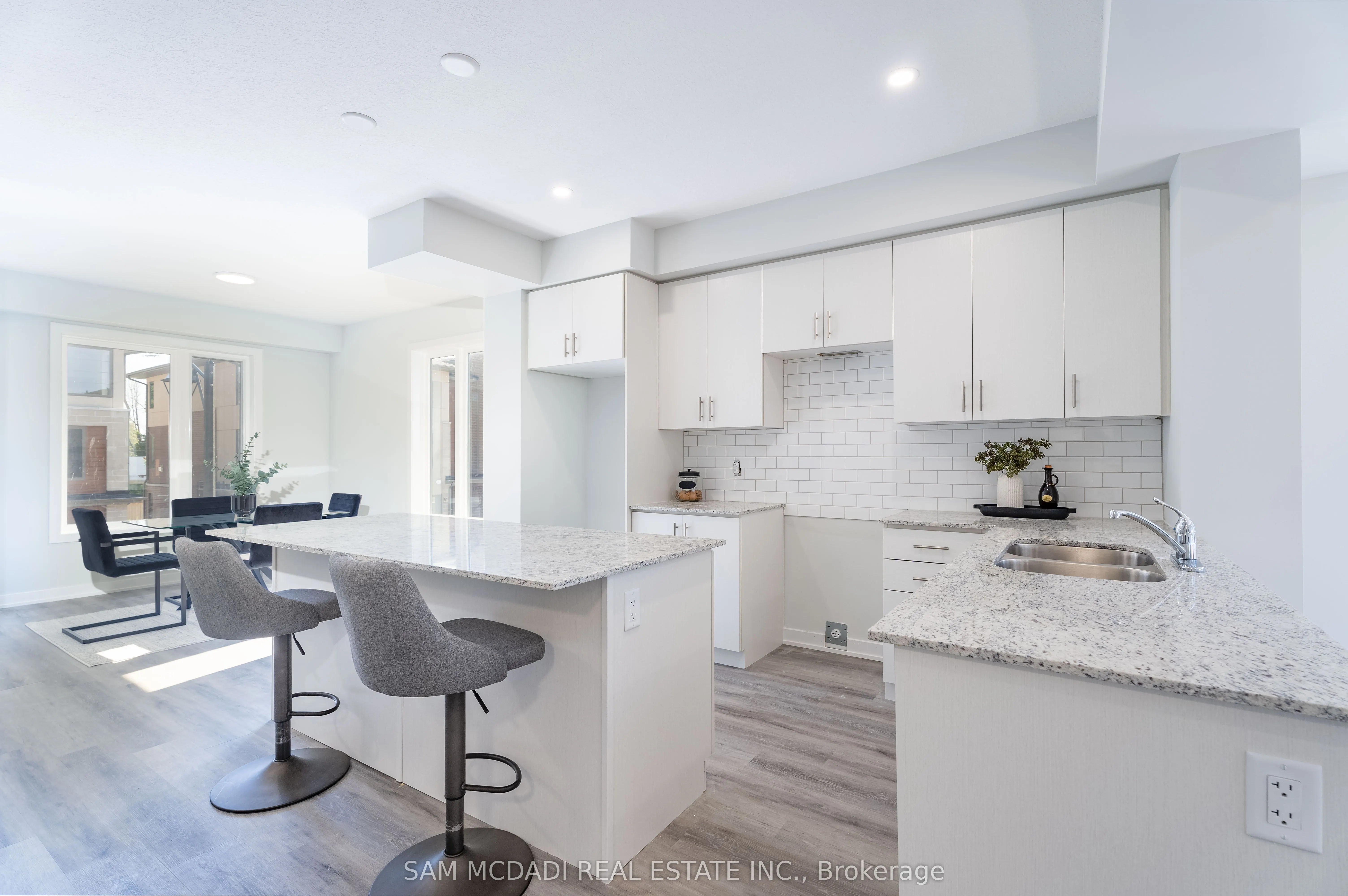 47 Winters Crescent, #11
