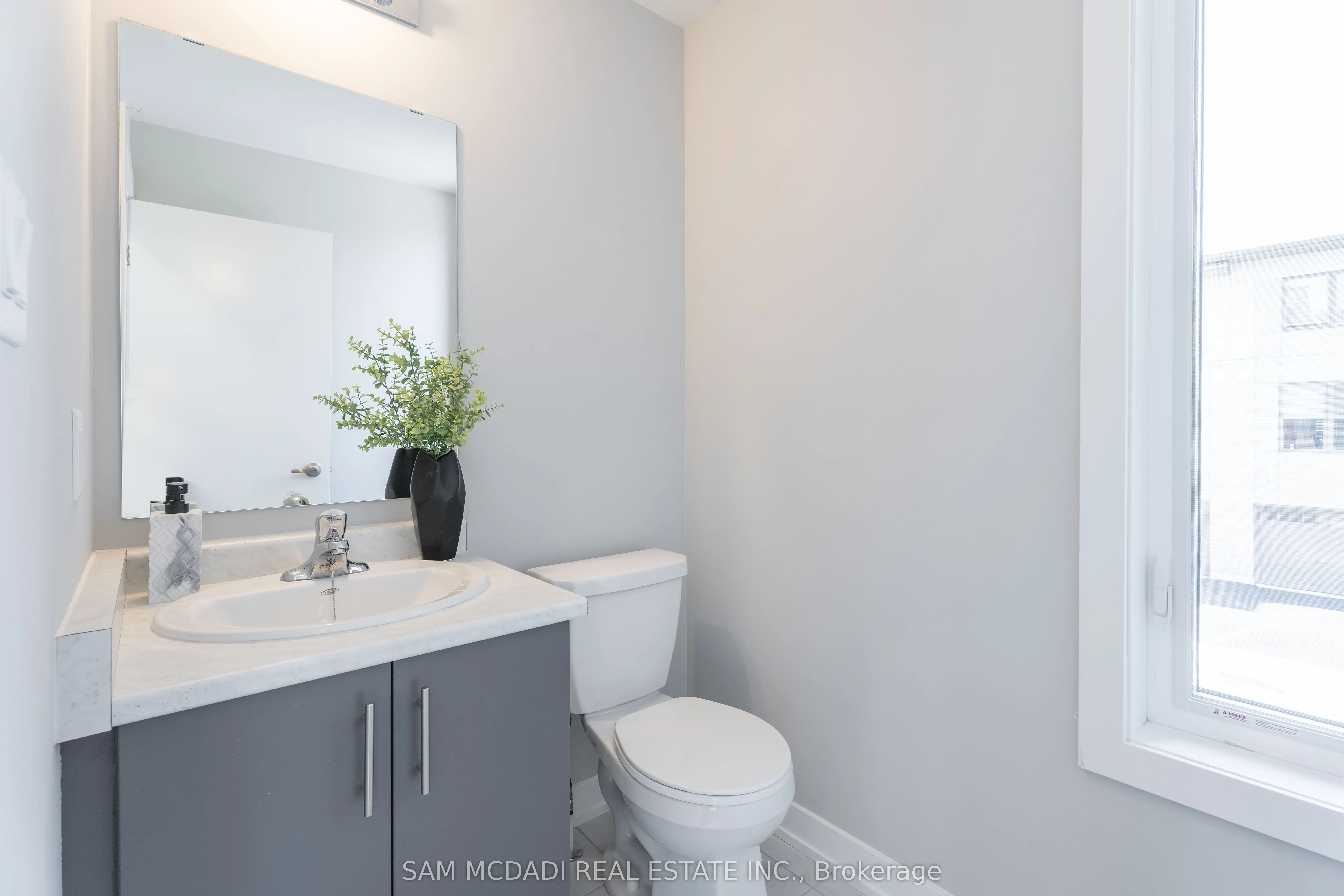 47 Winters Crescent, #11
