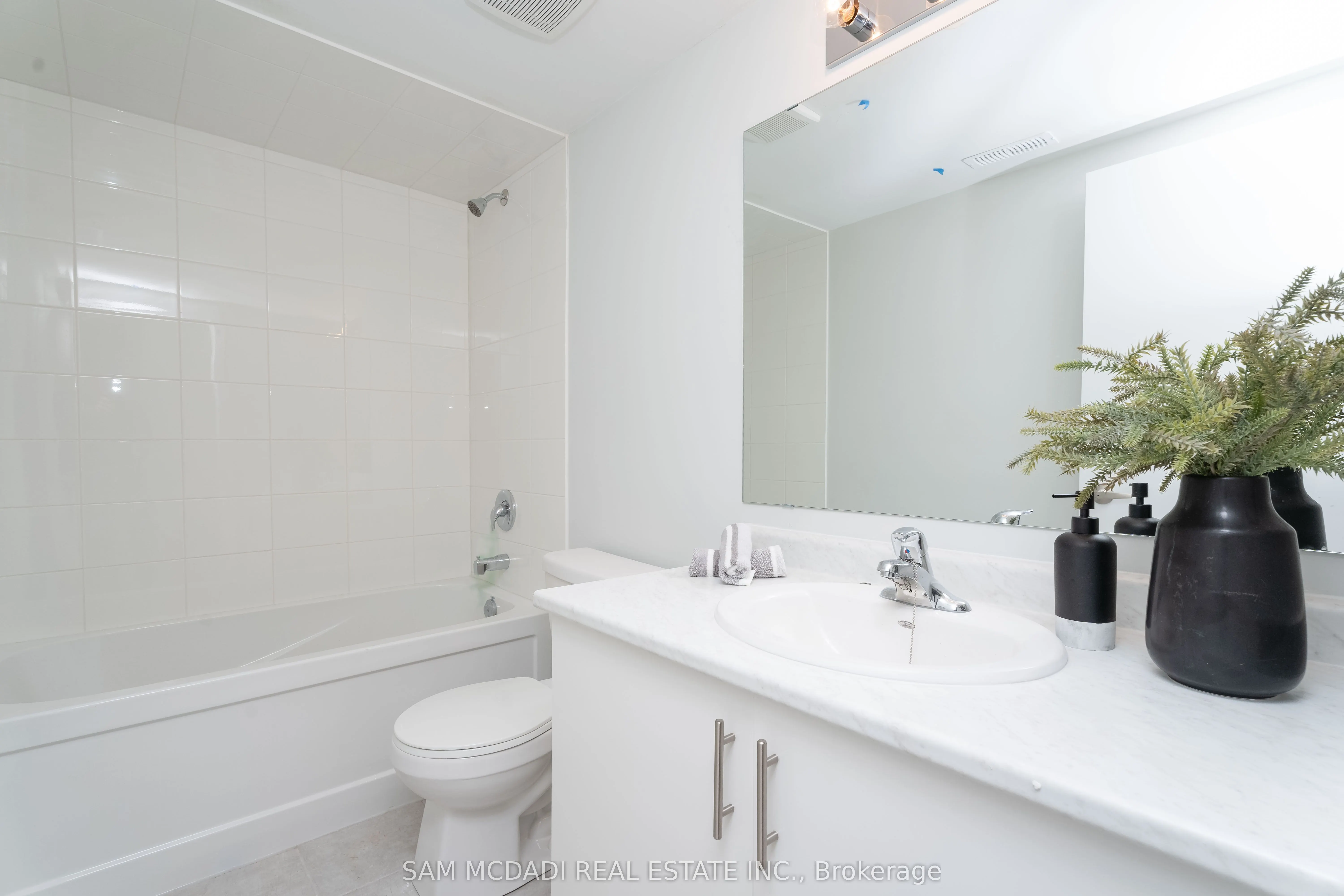 47 Winters Crescent, #11