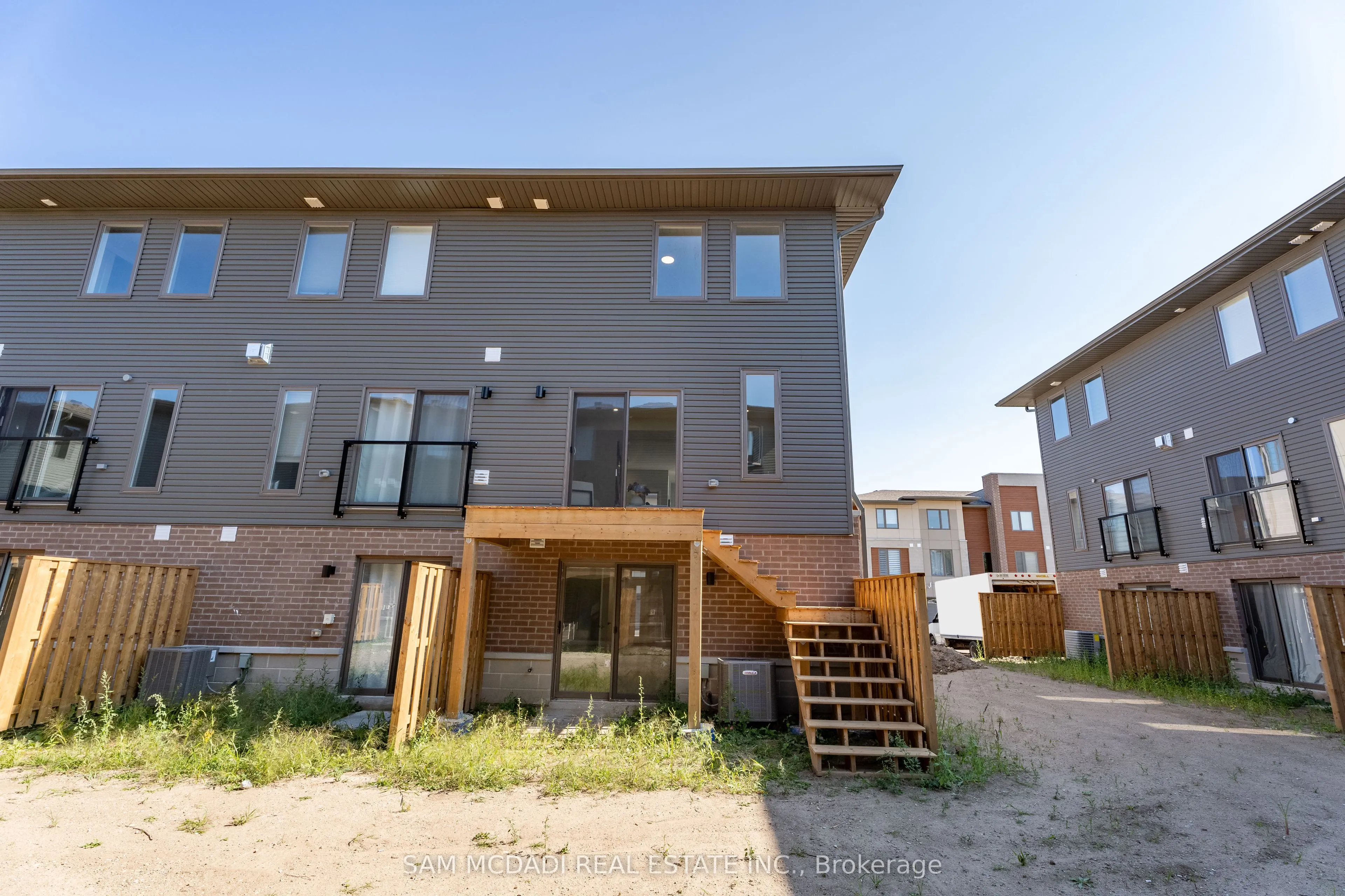 47 Winters Crescent, #11