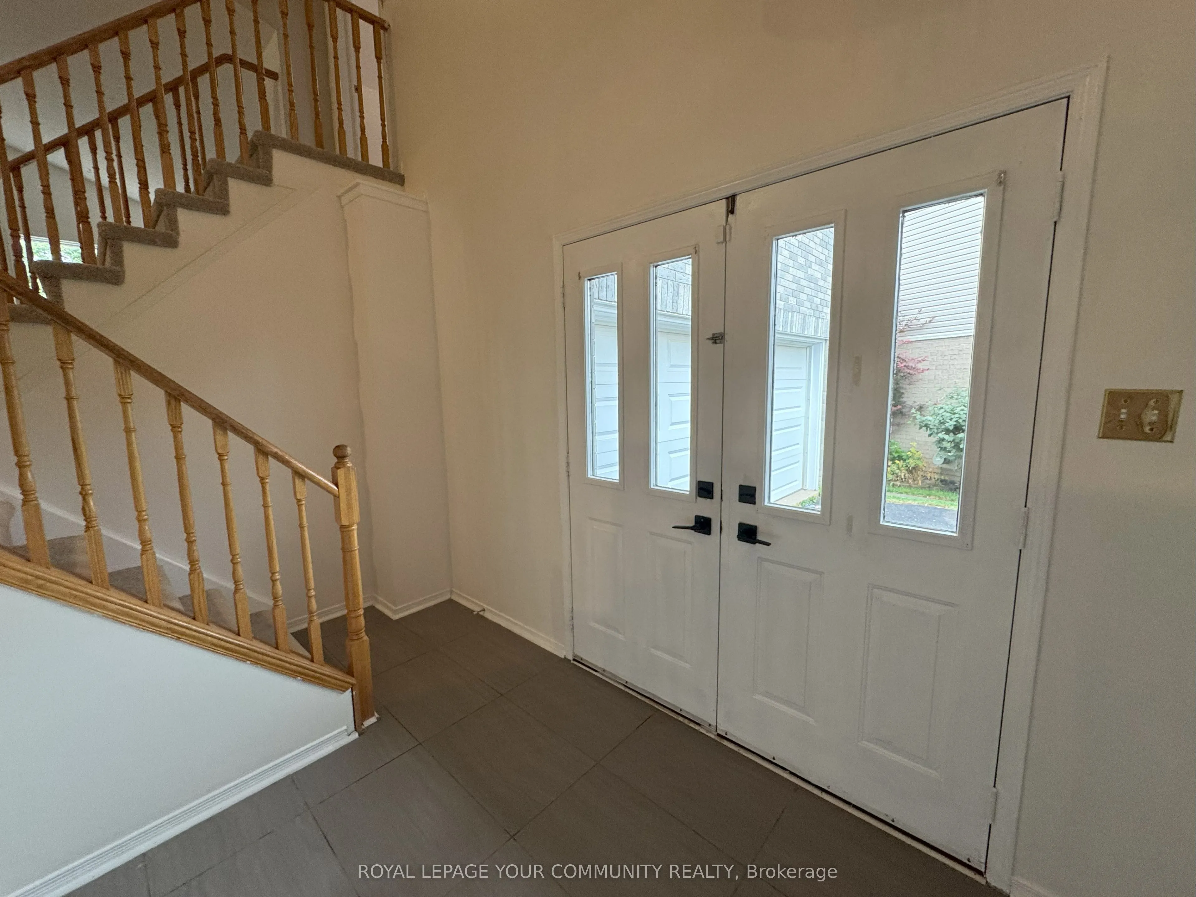 32 Ward Drive, #Upper