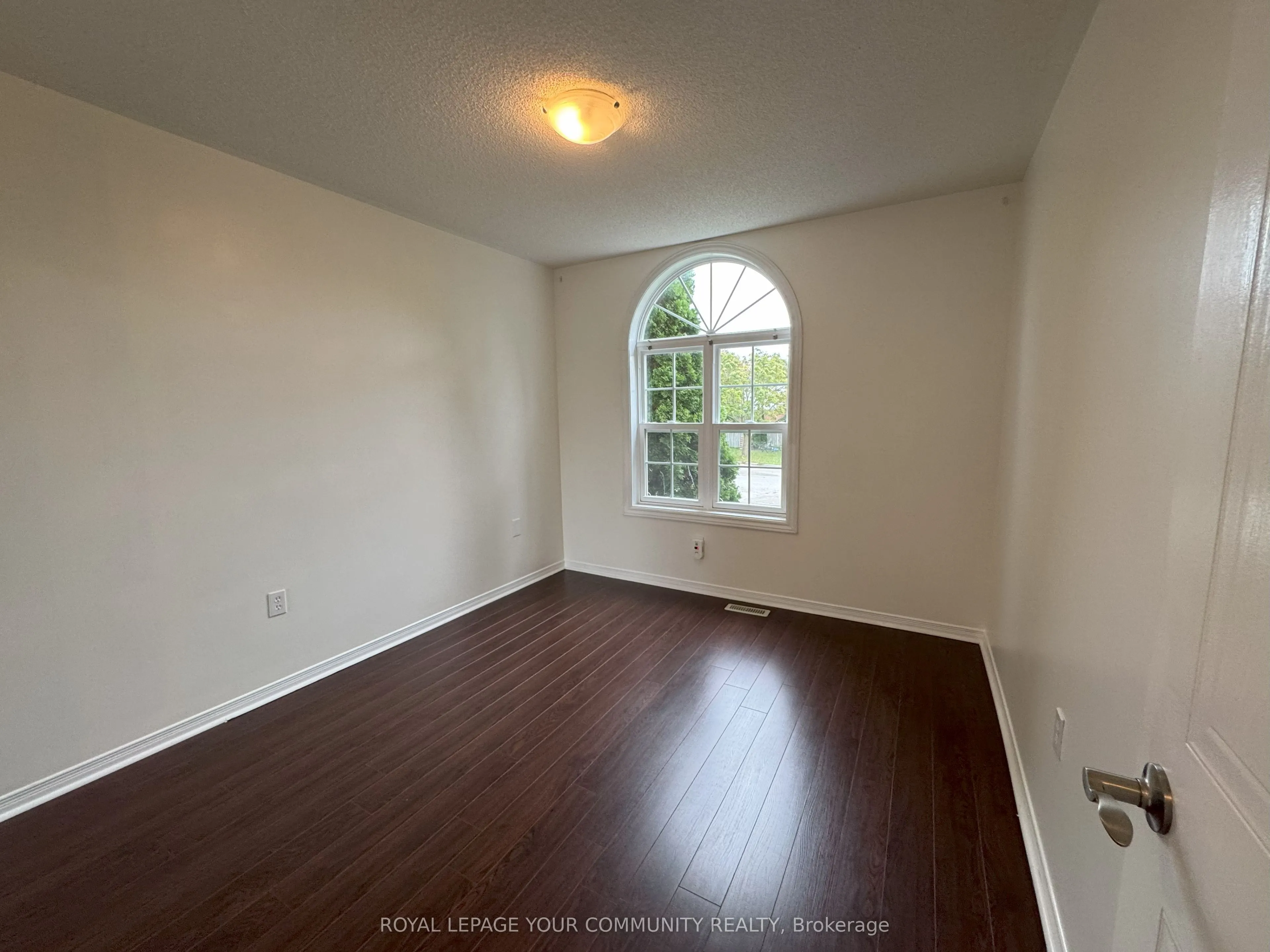 32 Ward Drive, #Upper