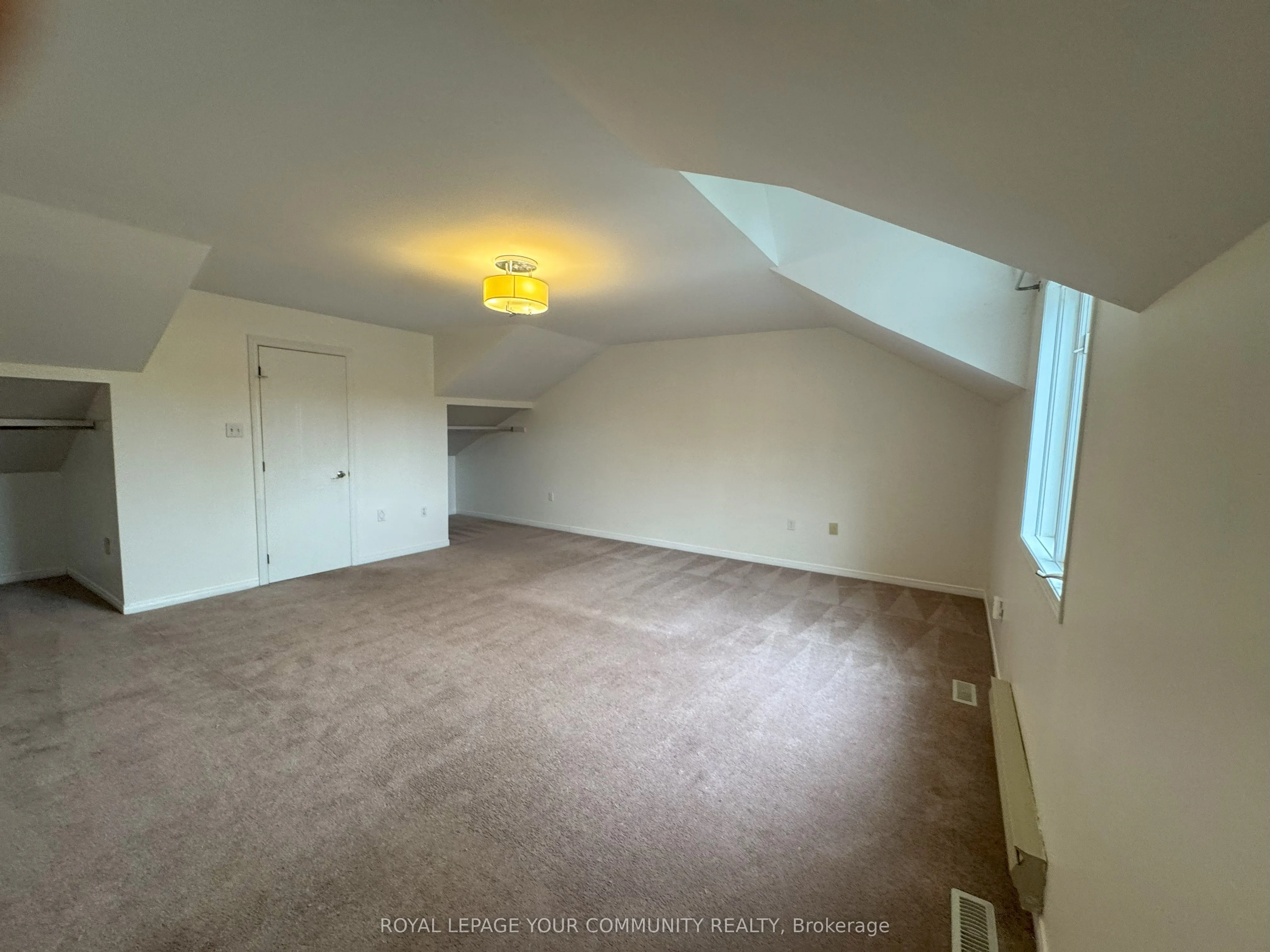 32 Ward Drive, #Upper