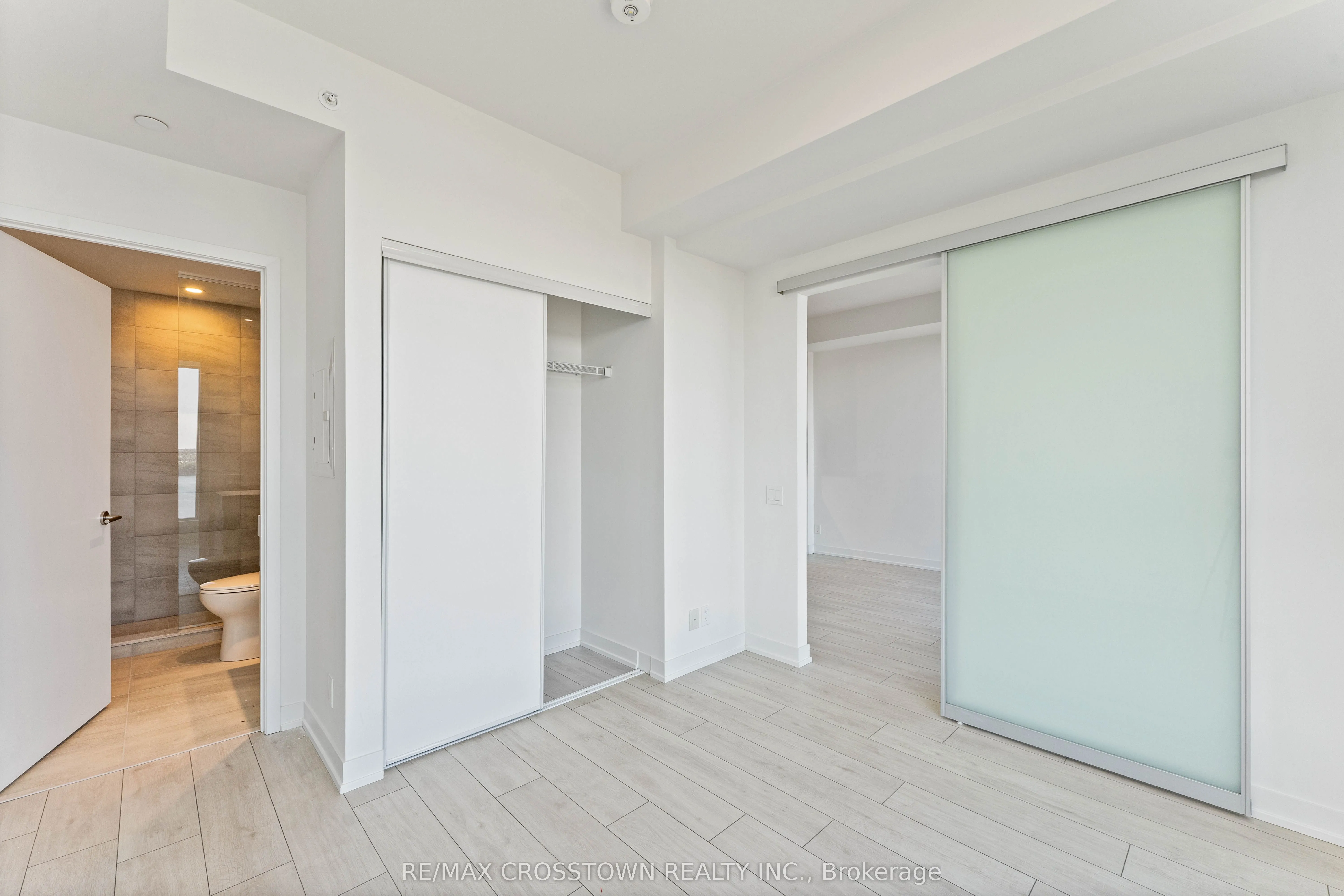 55 DUNLOP Street W, #1710
