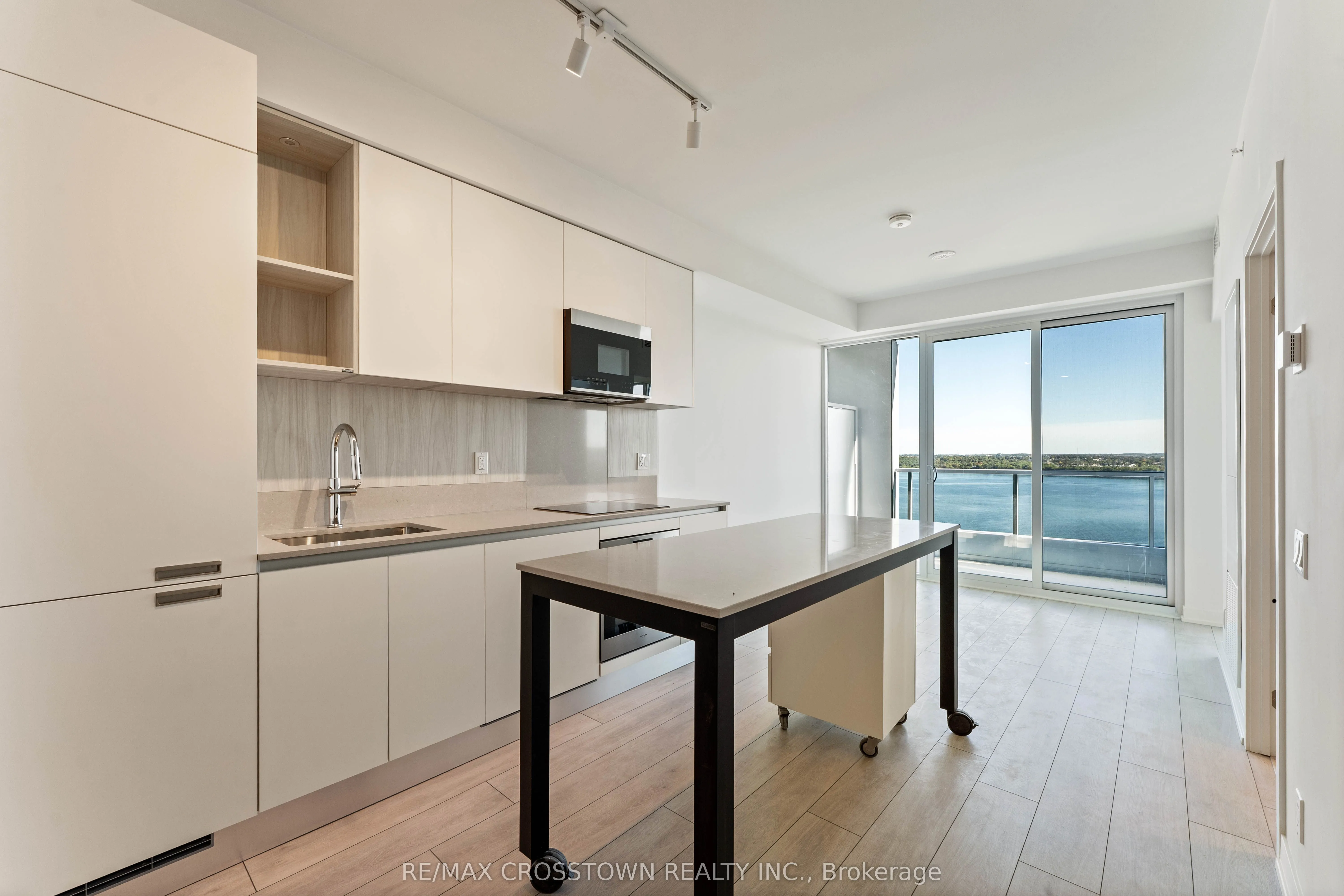 55 DUNLOP Street W, #1710