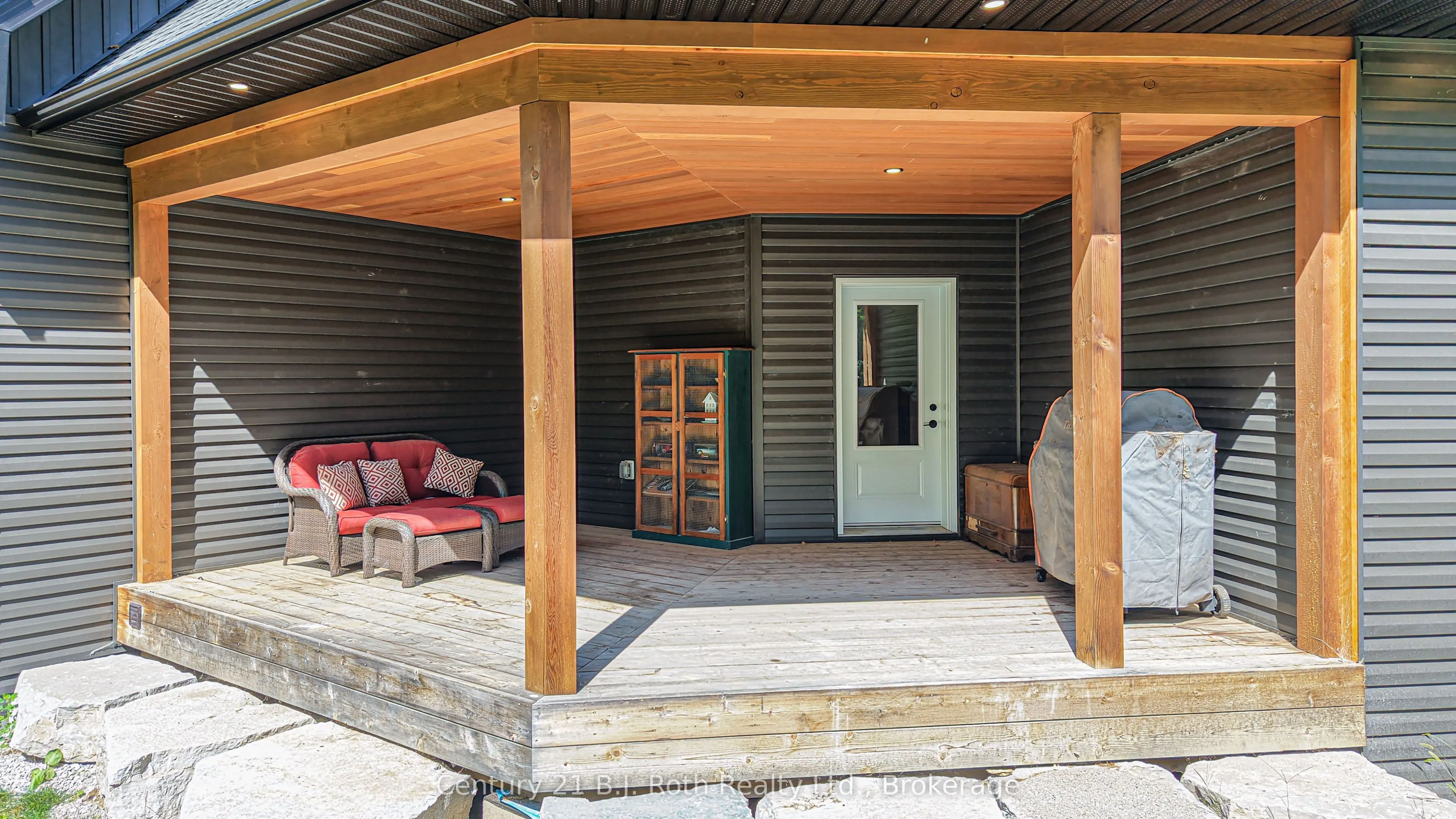 3082 Fairgrounds Road