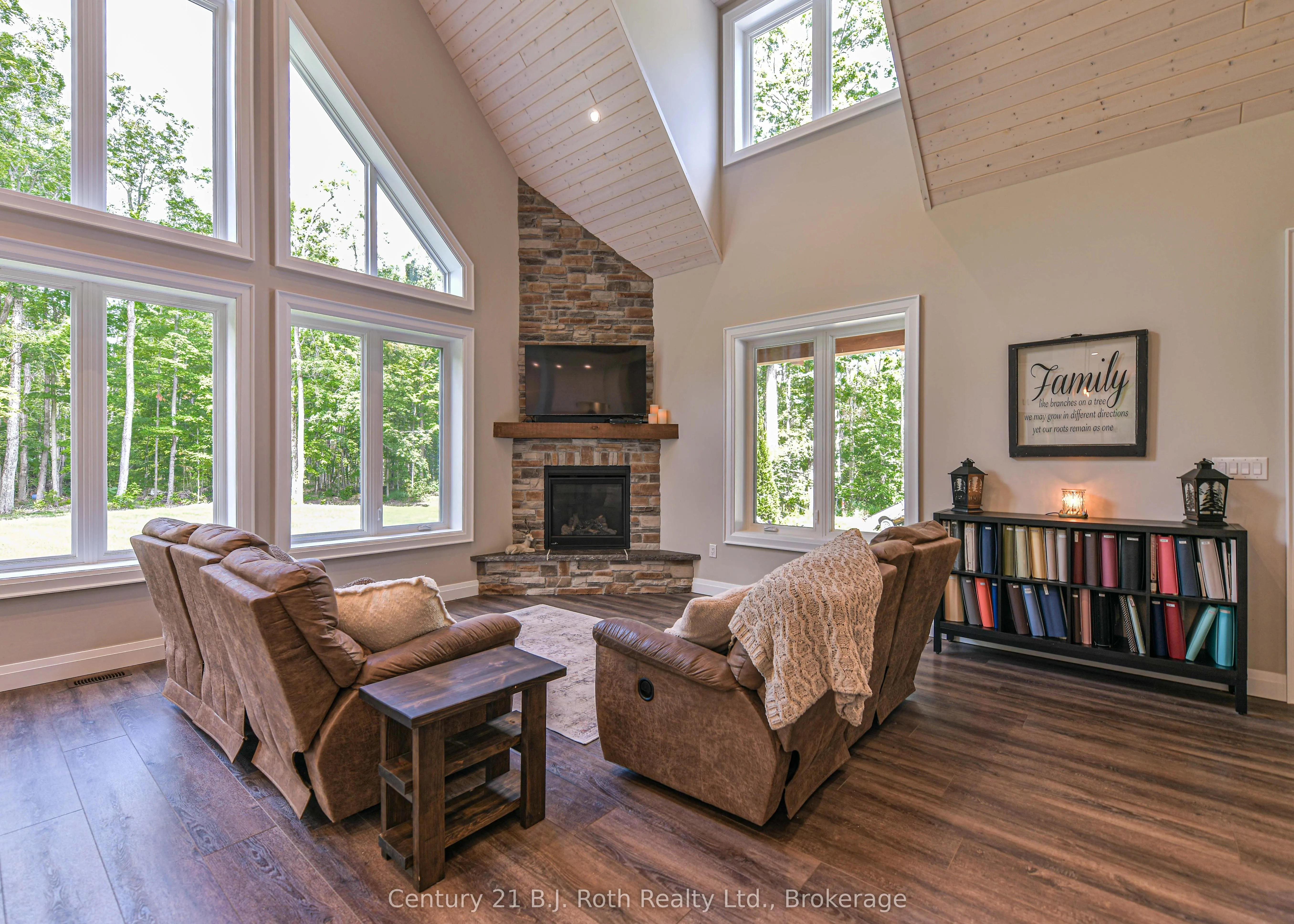 3082 Fairgrounds Road